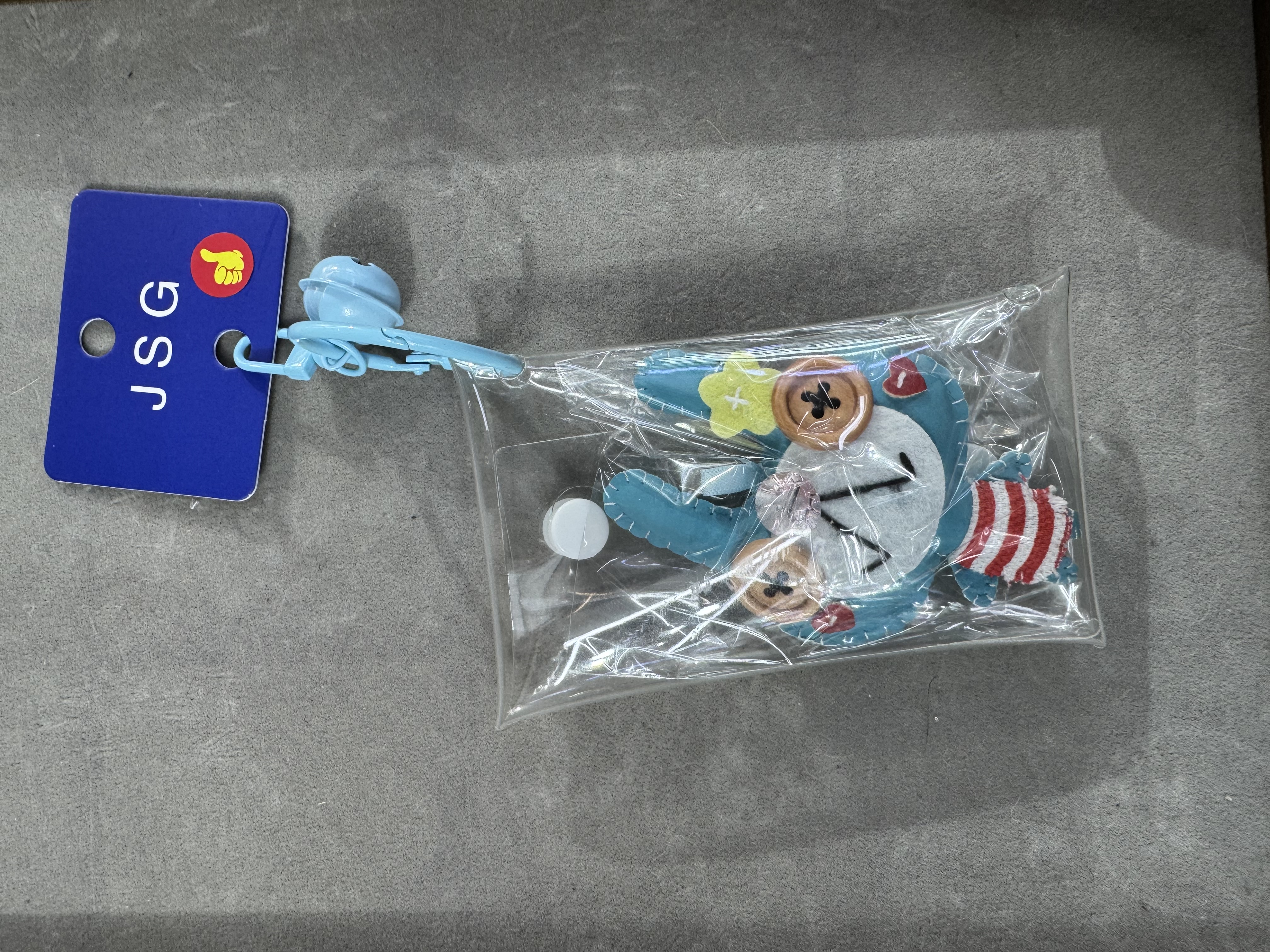 纯手工钥匙扣蓝色小白兔钥匙扣细节图