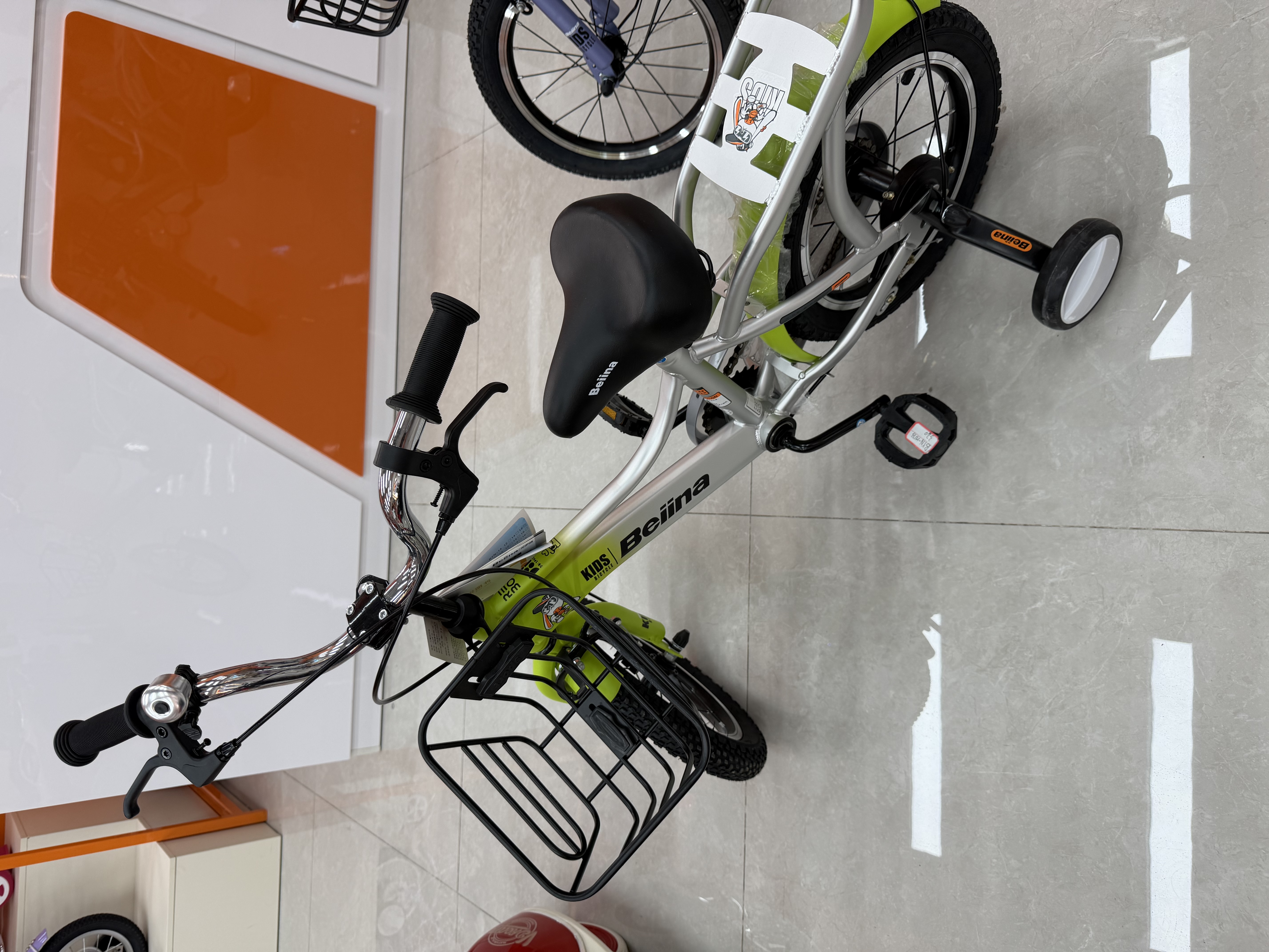 儿童三轮车小孩玩具车儿童小车电瓶车三轮车幼儿车宝宝童车耐用安全款式多样