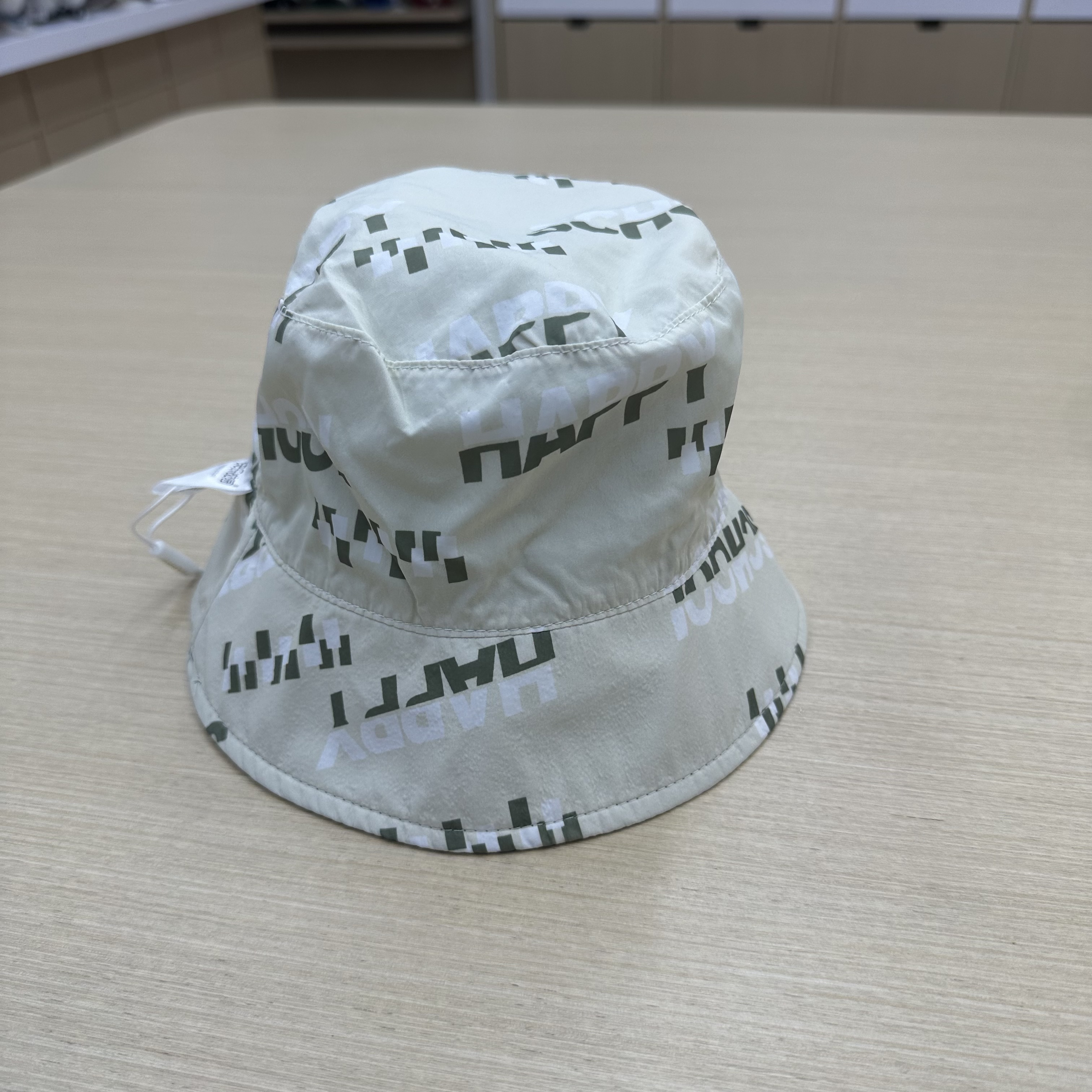 Suitable for children aged 2 to 8. Double-sided fisherman hats, sun hats, summer hats, children's hats, sun hats, and waterproof hats details Picture