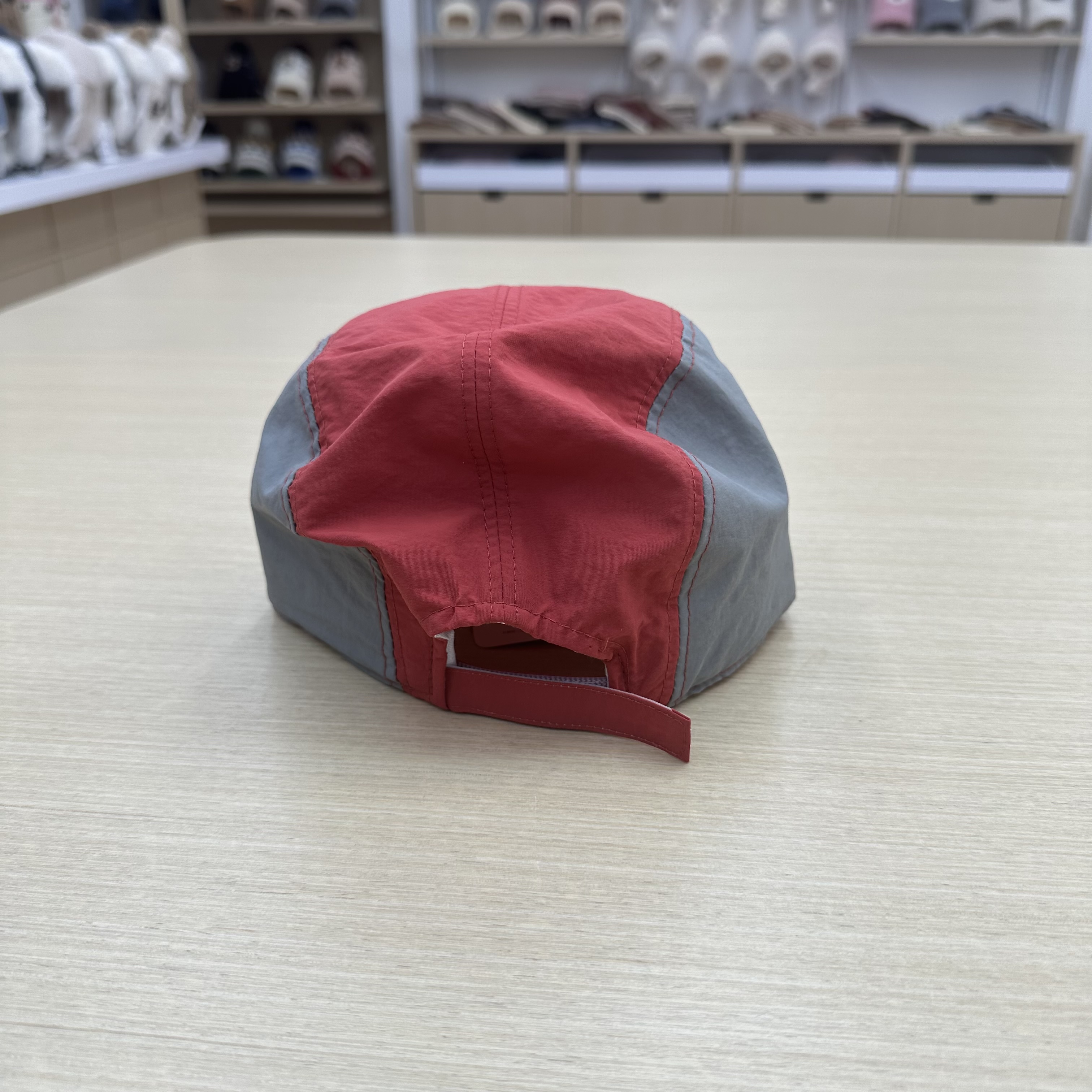 Summer flat-brimmed baseball caps for children aged 5 to 15, sun protection, waterproof and sunshade caps, children's caps and teenagers' caps Application Scenario