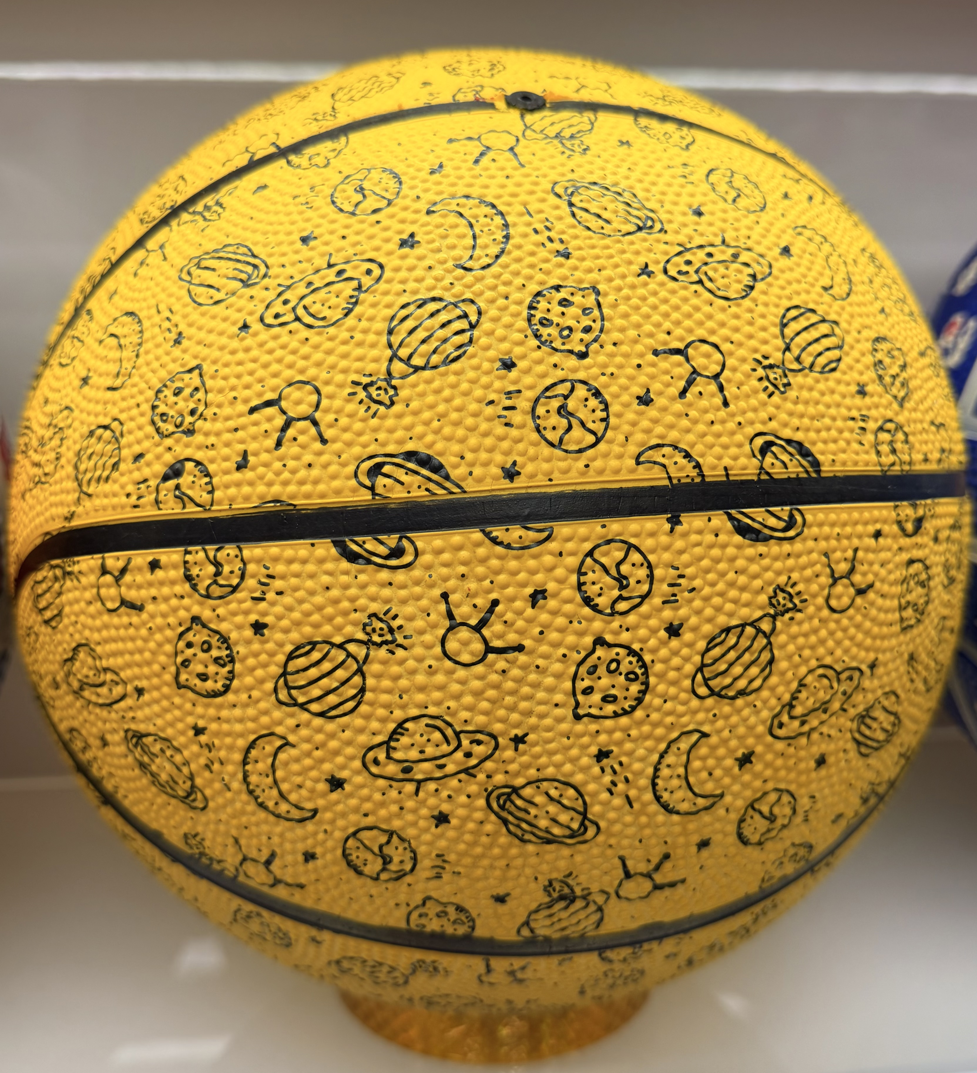 Customized detachable inflatable small basketballs for children, inflatable balls for toddlers, sports toys