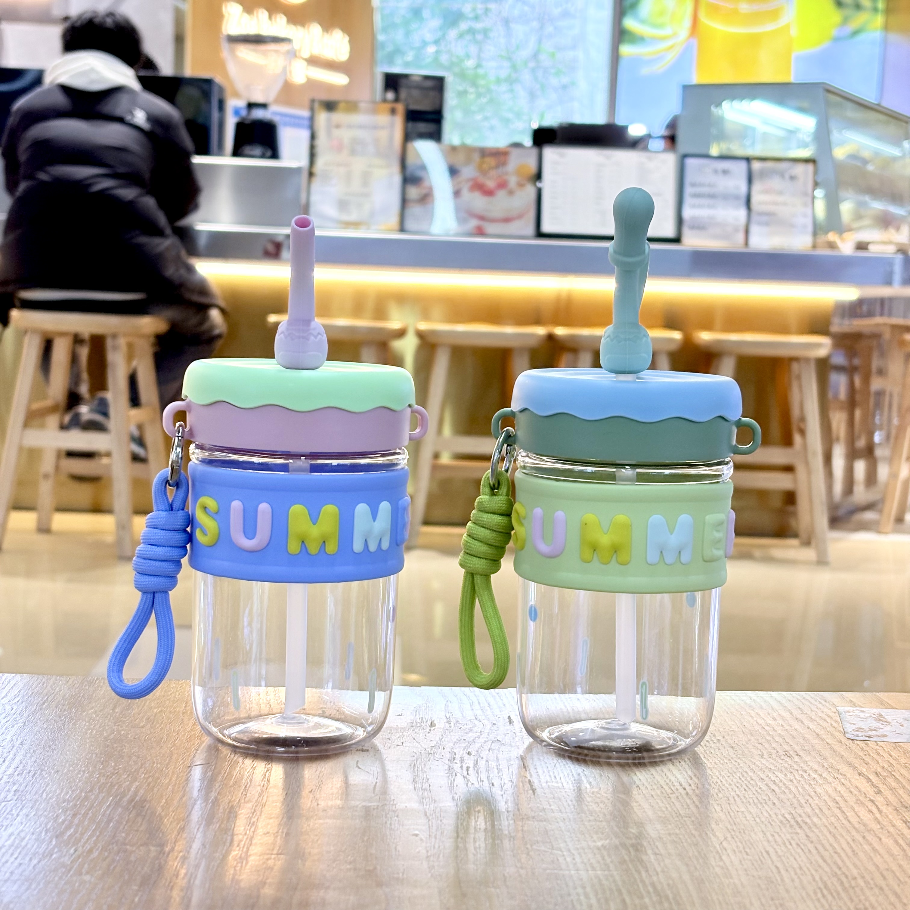 Niche high-temperature resistant plastic cups, portable and easy-to-use cups, male and female student straw cups, heat-resistant water cups, 500ML, 2701-572Q /Q Specification drawing