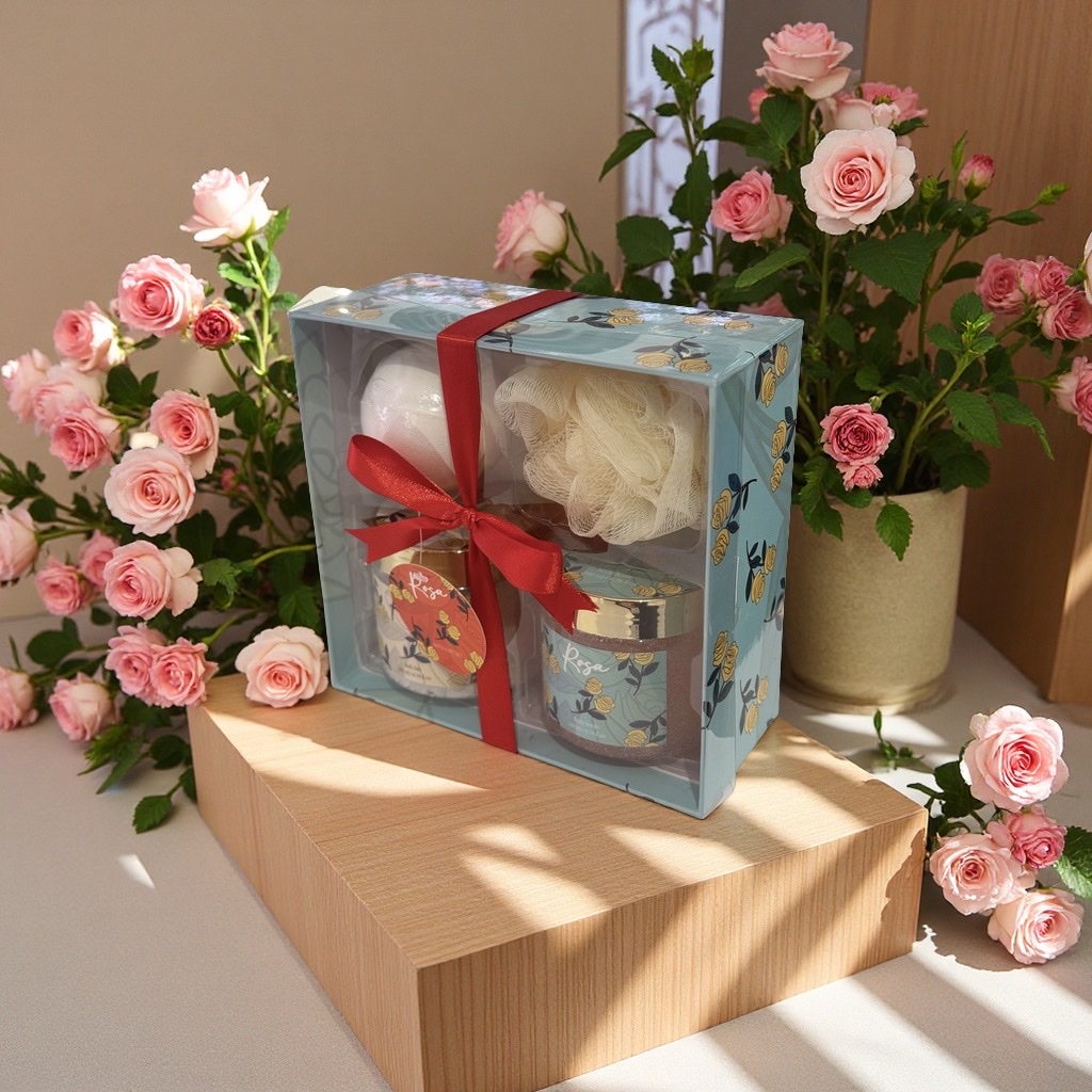 Rose Fragrance Light Luxury Bath Gift Box, Bath Salt Scrub, Explosive Salt Bath Ball Set, Moisturizing, Cleaning and Care Souvenir full figure