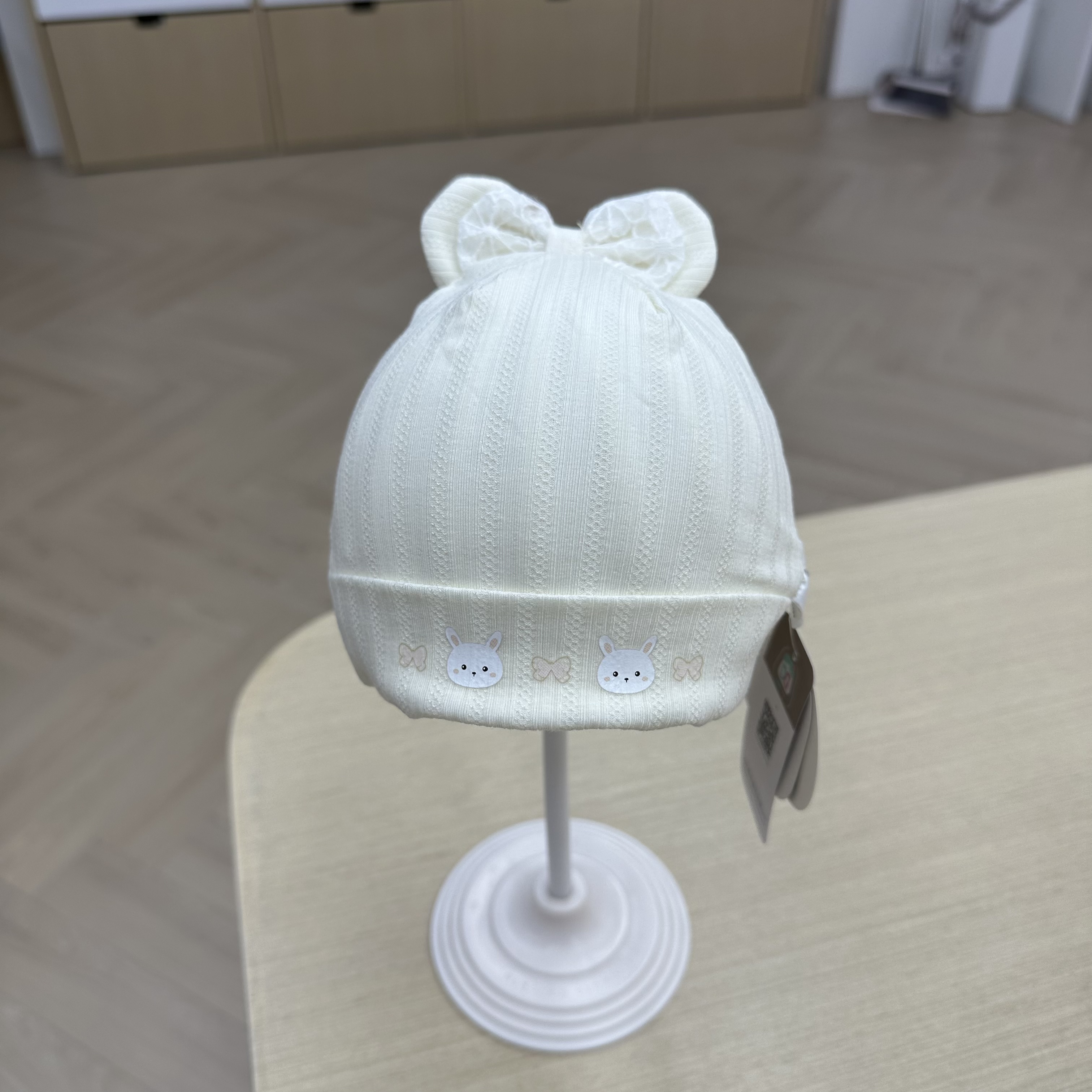 适合0-3月春夏婴儿帽胎毛帽