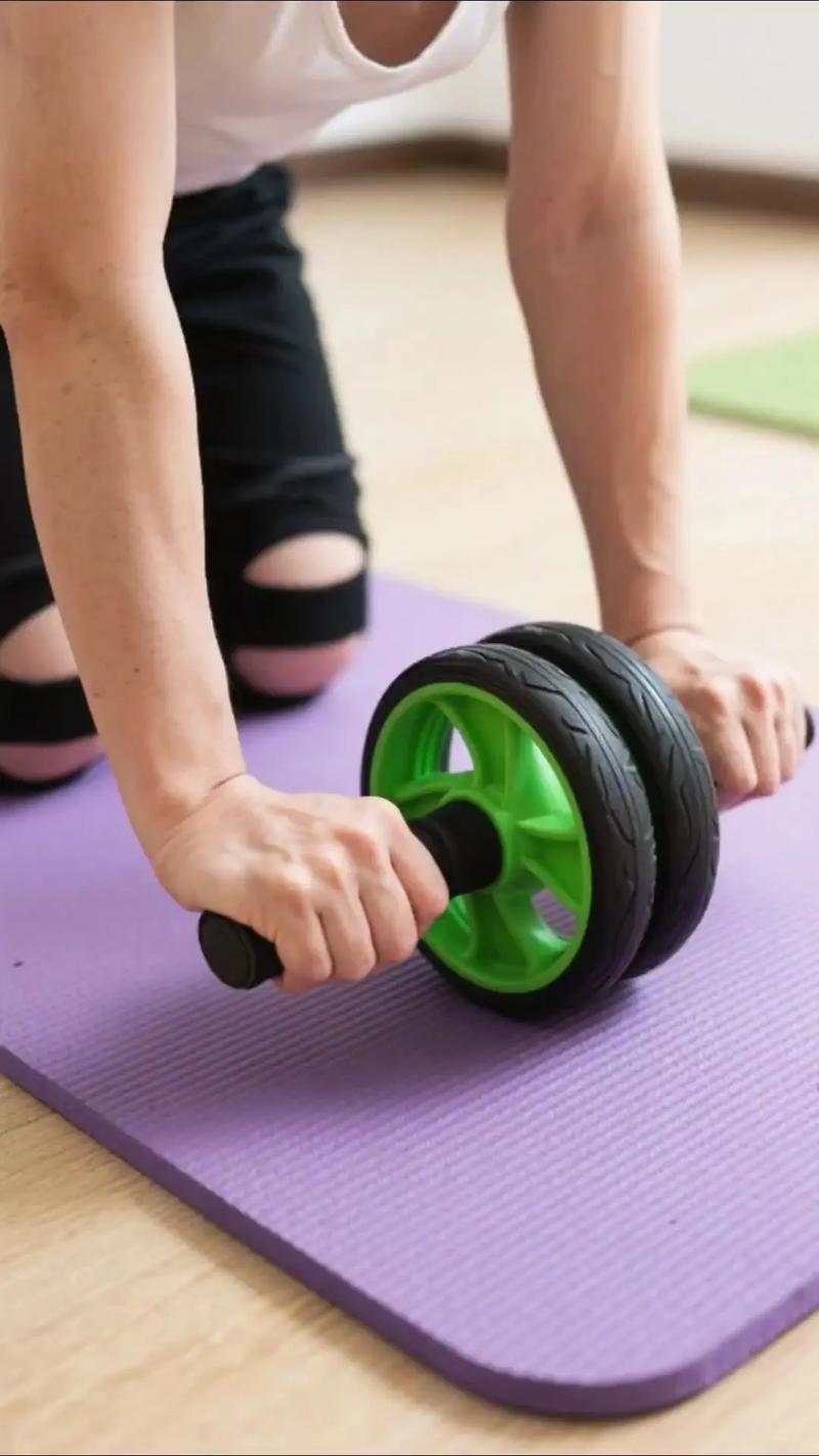 Rubber sealed foamed free-cutting car repair fitness abdominal wheel, high-elastic waterproof core training kneeling pad, balance pad Application Scenario
