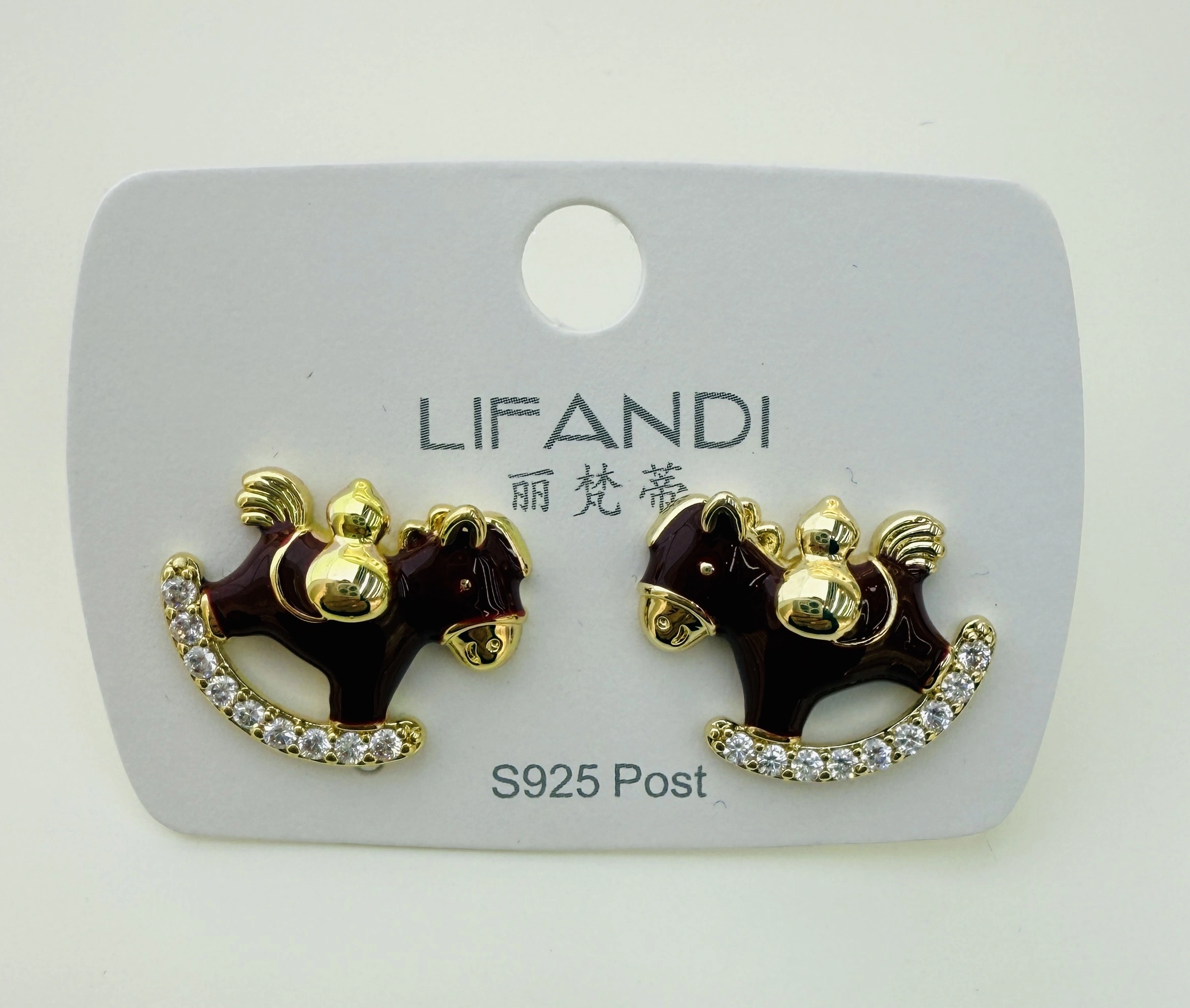 Red Lucky Flying Horse Zircon stud earrings for the New Year of 2026, a unique and beautiful, high-end, light luxury ear accessory for the zodiac year detail image 2