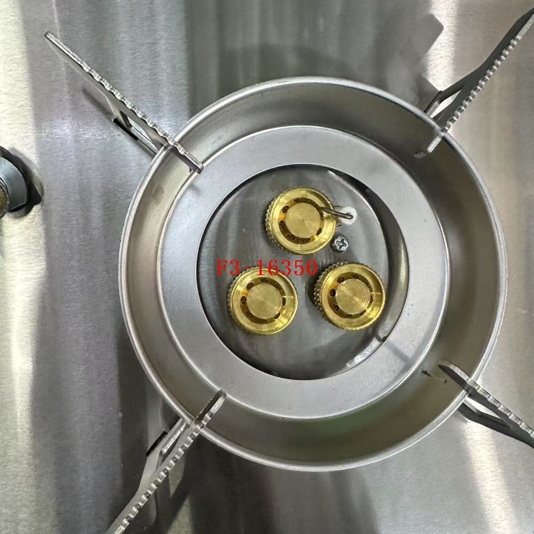 桌面IGT炉 卡式炉 不锈钢卡式炉桌面式 便携收纳卡式炉卡式气罐白底实物图