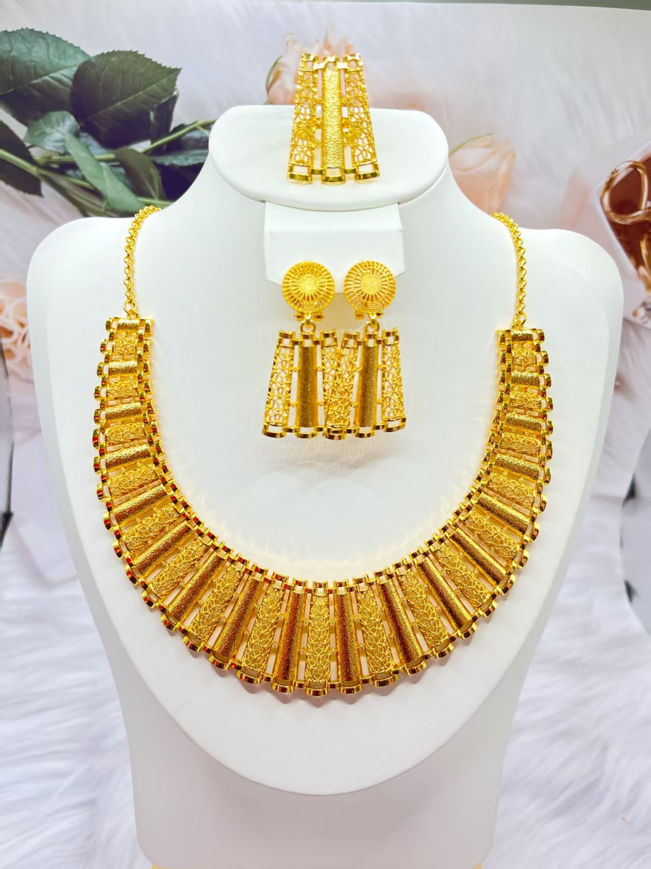 时尚外贸三件套