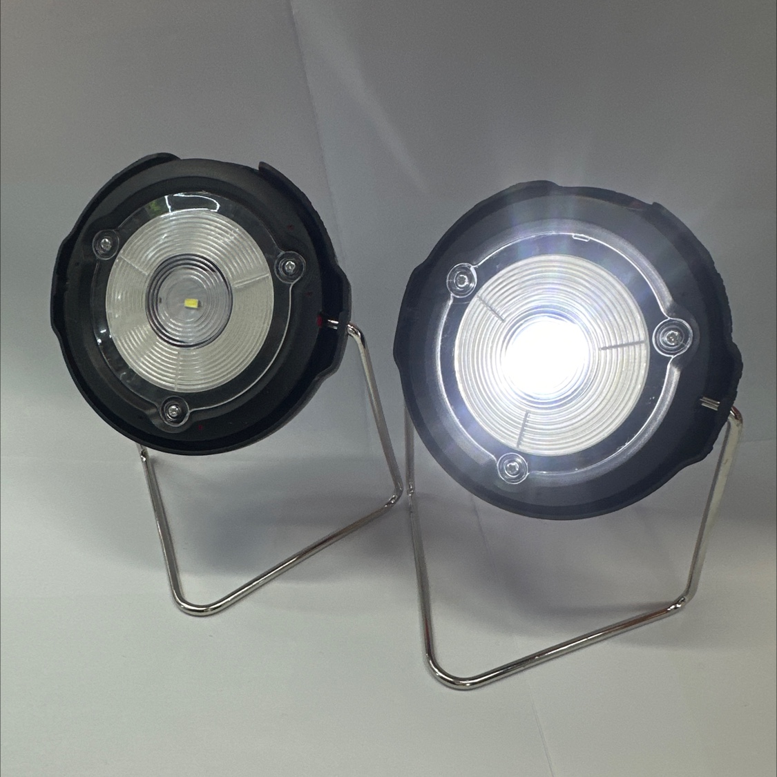 出非洲太阳能充电照明灯 太阳能充电应急灯 太阳能充电露营灯细节图