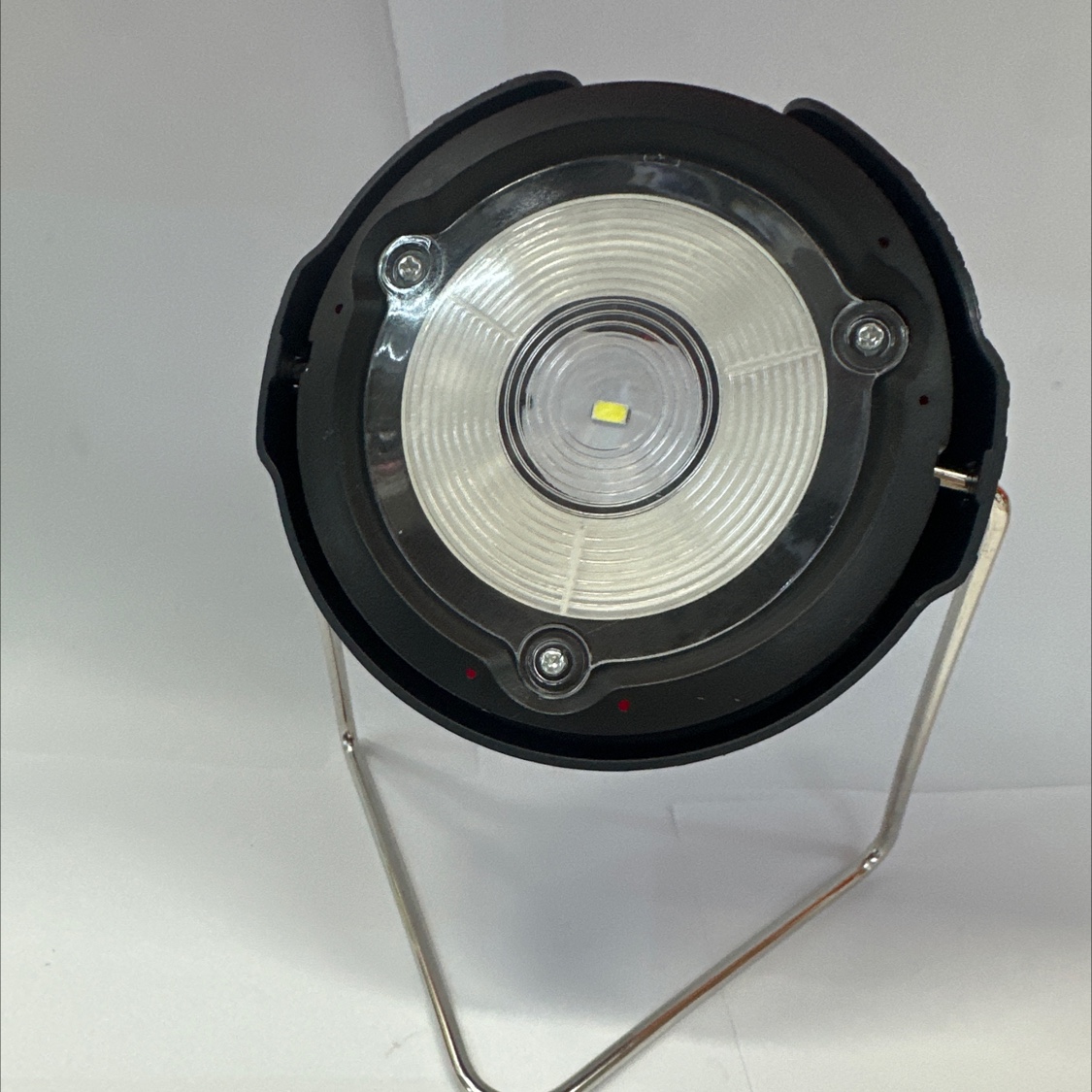 出非洲太阳能充电照明灯 太阳能充电应急灯 太阳能充电露营灯产品图