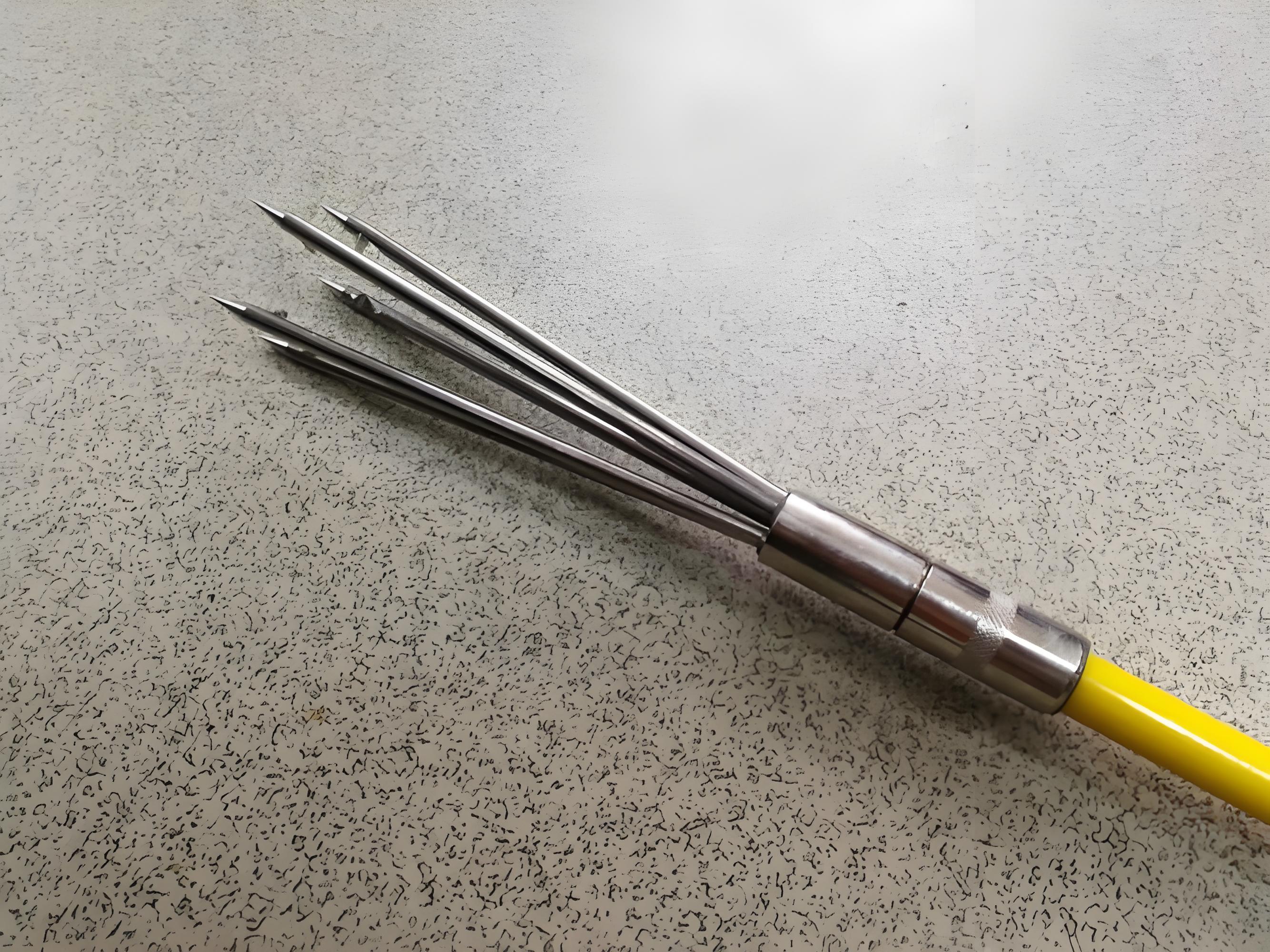 Deep-sea diving fishing accessories, harpoon, underwater fish shooting gun accessories, five-toothed harpoon head Application Scenario