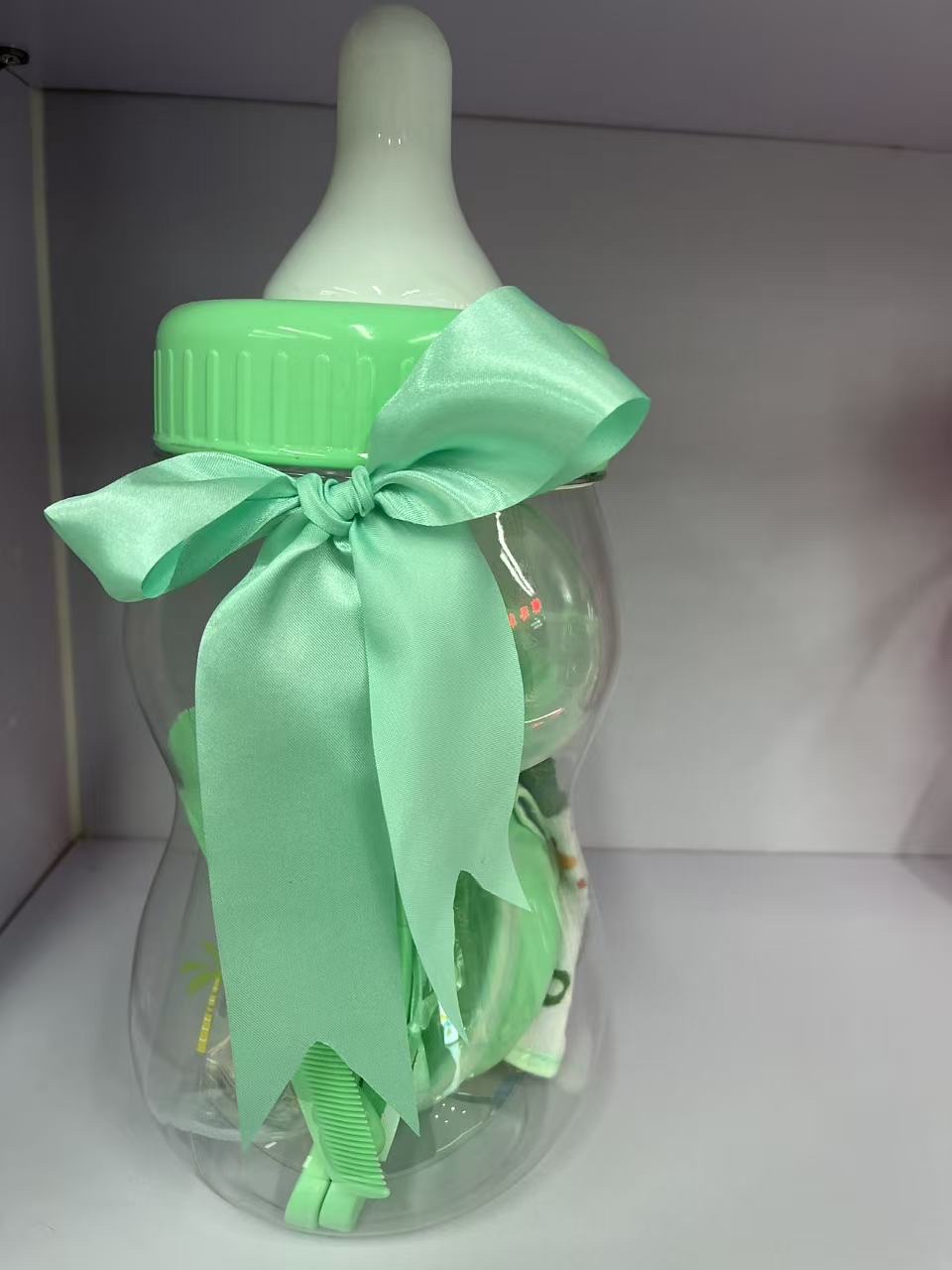 The Rikang Beiqin baby bottle rack is a practical and portable baby bottle storage rack suitable for Beiqin baby bottles