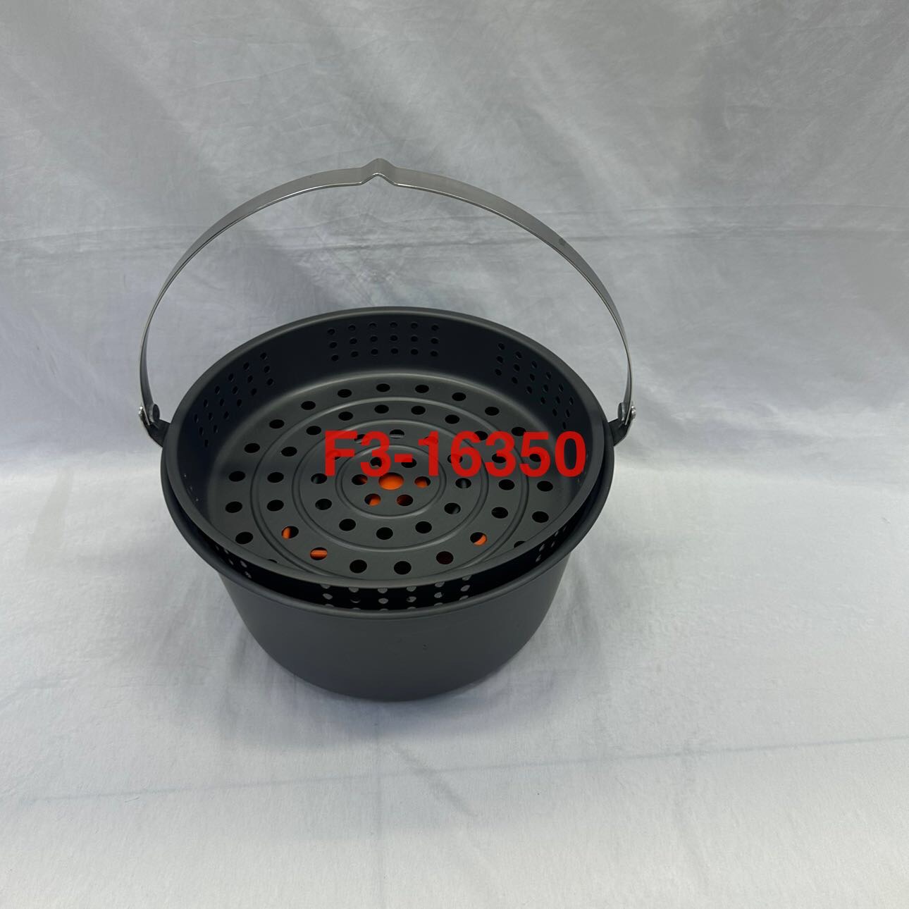 Outdoor large-capacity steamer, camping and picnic lightweight cooking pot, double-handed lifting pot, hanging pot, soup pot, travel portable pot set, source factory Item Picture