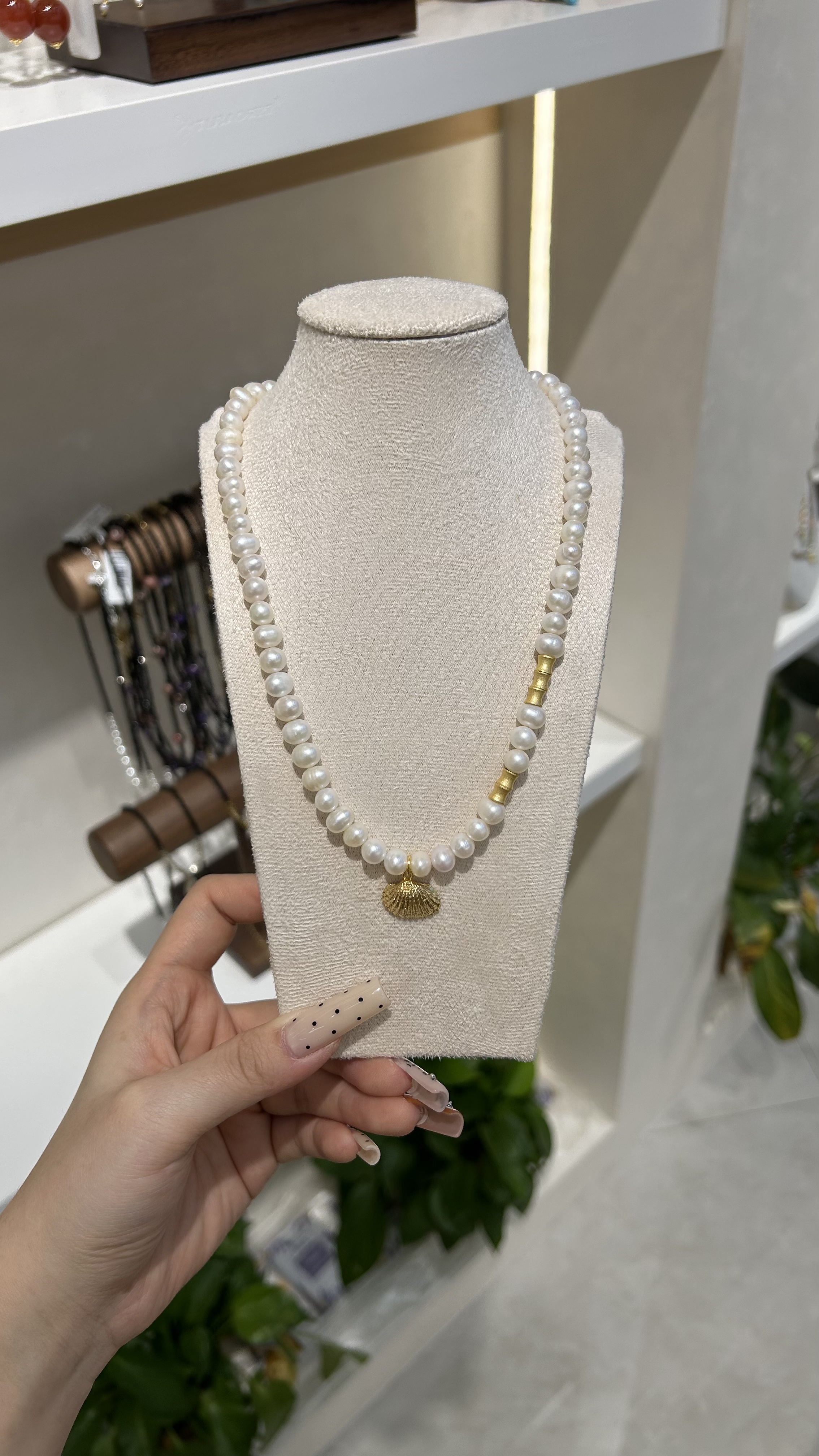 新款百搭常规款合金珍珠天然石项链银饰珍珠项链珍珠项链ins常规款毛衣链春秋ins清新淡雅