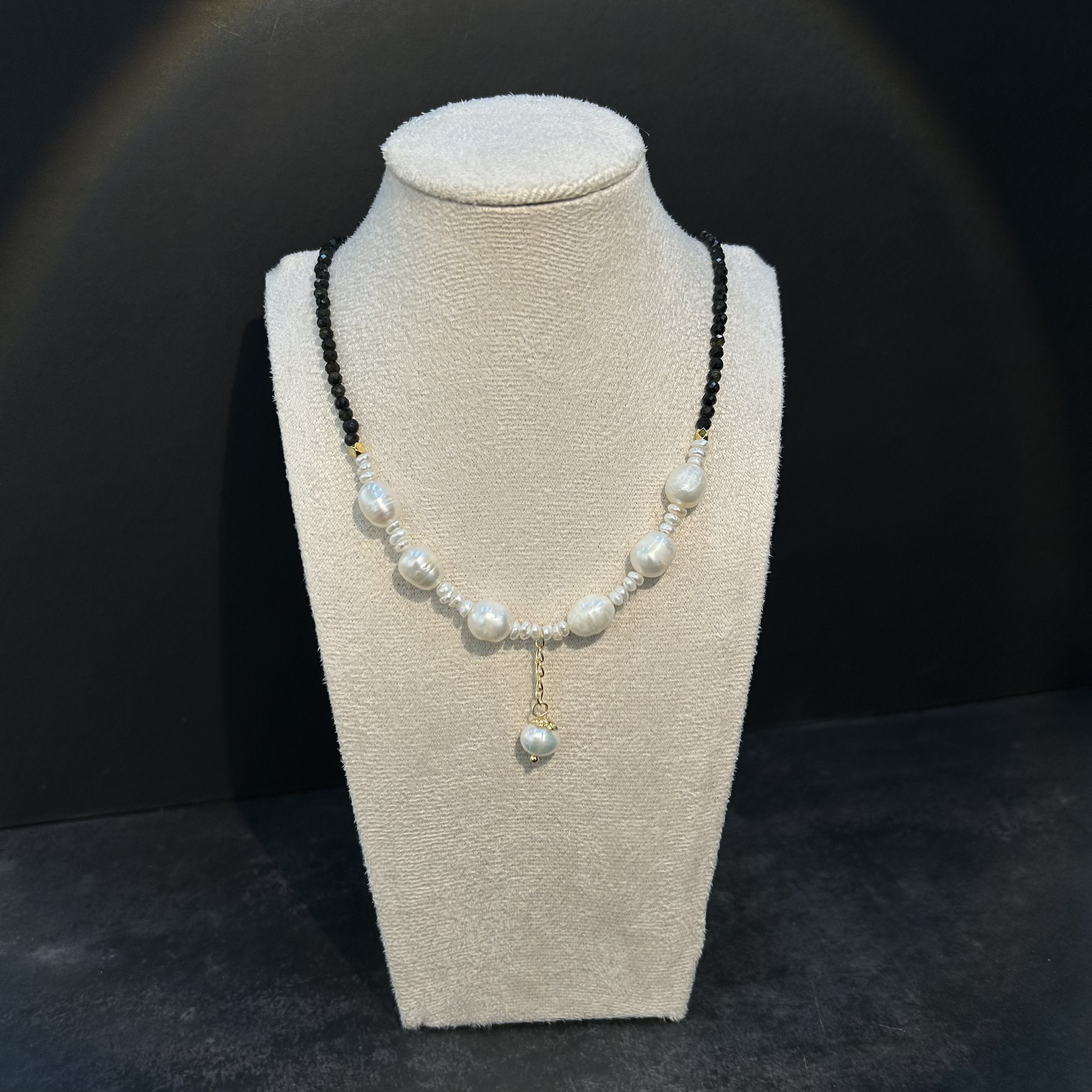 清新版项链饰品毛衣链穿搭白色珍珠色产品图