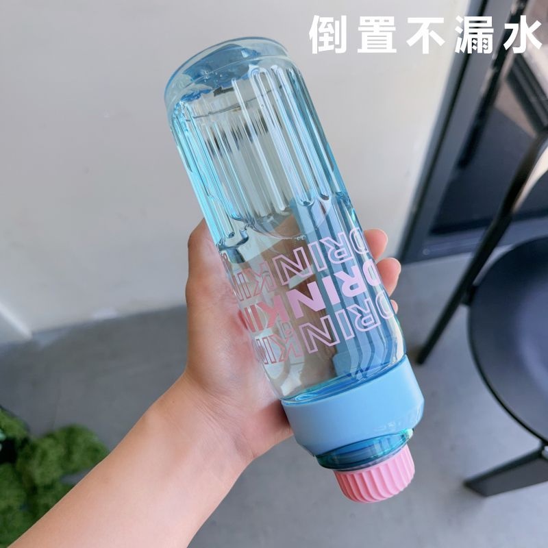 Color-blocking corrugated creative water cup, portable plastic cup with a handle, simple student space cup, men's and women's outdoor cup Application Scenario