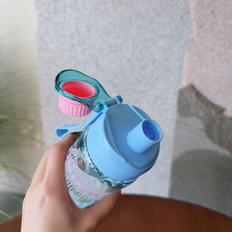Color-blocking corrugated creative water cup, portable plastic cup with a handle, simple student space cup, men's and women's outdoor cup Specification drawing
