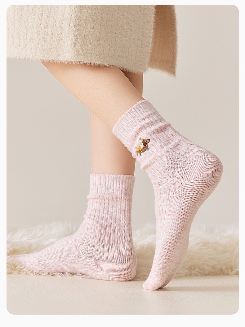 Winter wool cartoon puppy embroidered grey socks for women, mid-calf socks, ins trendy Japanese style, cute pile long socks detail image 19