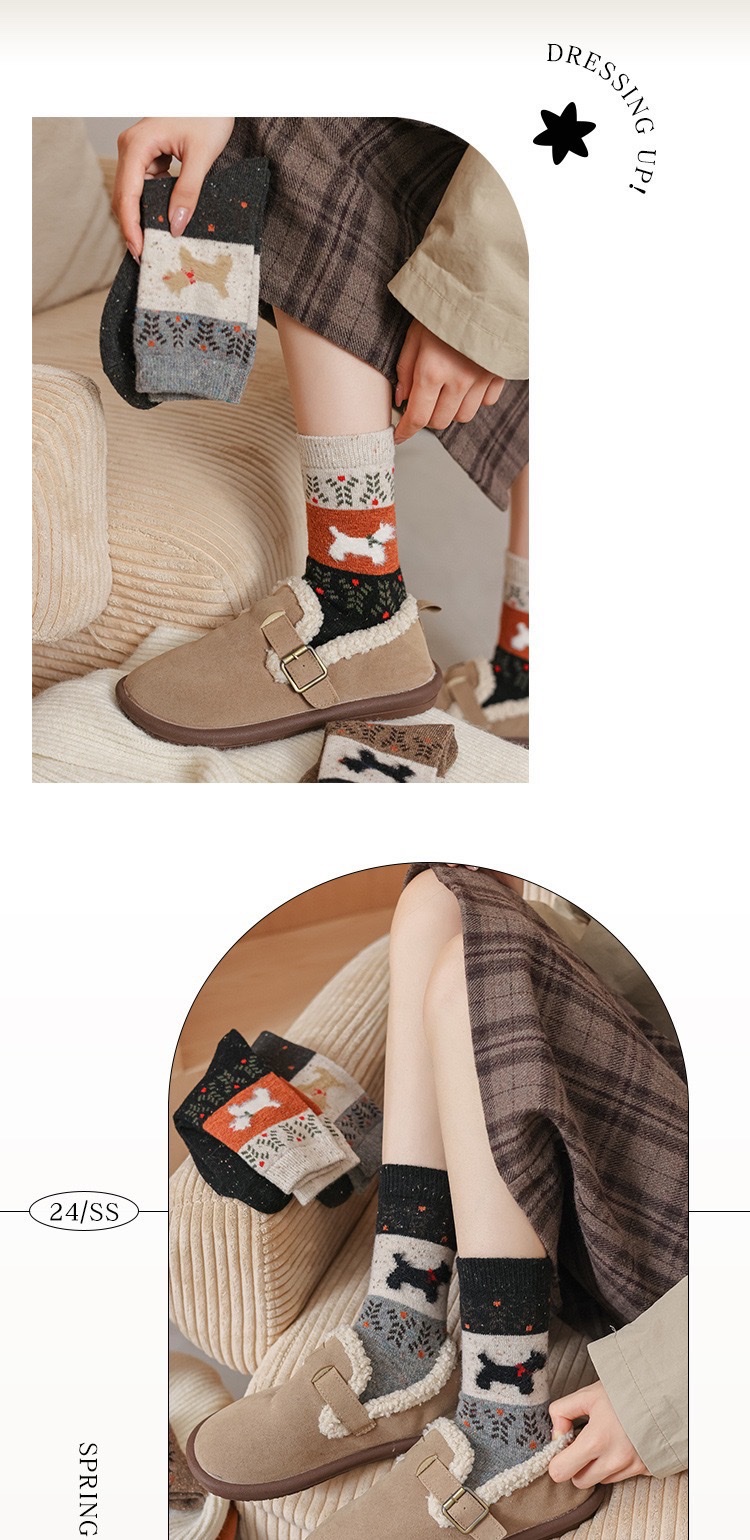 Wholesale of retro Fair Island puppy color-blocking autumn and winter fleece atmosphere mid-calf socks, dot-yarn cartoon cute plush socks detail image 5