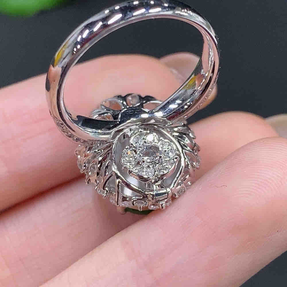 Изумрудная эгномовая лапша с двойным покрытием из 18k золотых изделий общей массой около 6,2 г detail image 8
