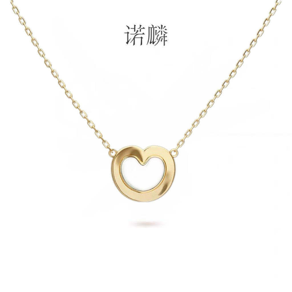 NOLYN 925 Silver jewelry Necklace from Nolyn, a light luxury, niche and high-end new style. Give your girlfriend a heart-shaped collarbone chain silver jewelry necklace