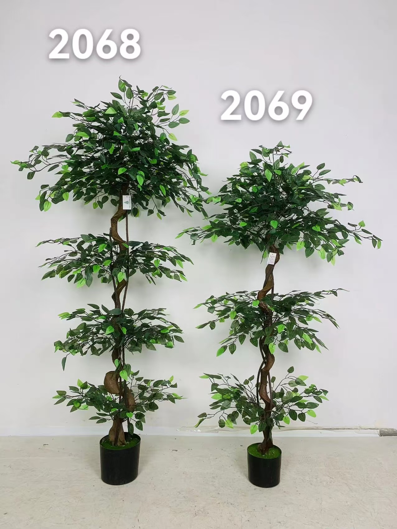 仿真植物，室内装饰，入户处原本单调空旷，添加仿真绿植后，瞬间充满生机。绿植的自然气息与花卉的柔美相得益彰，营造出温馨氛围，让人一进门就感受到自然之美，心情都变得愉悦啦-
细节图