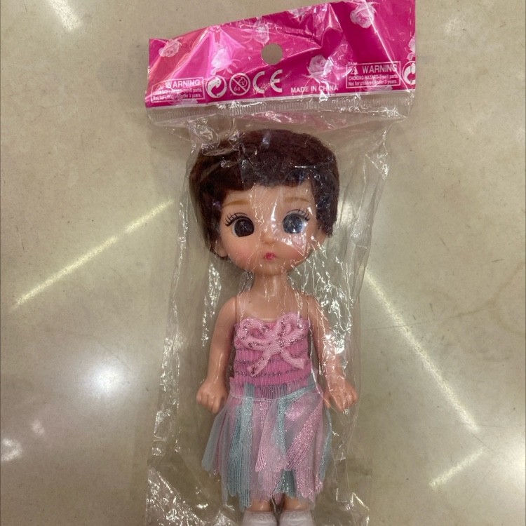 塑料袋装小娃娃