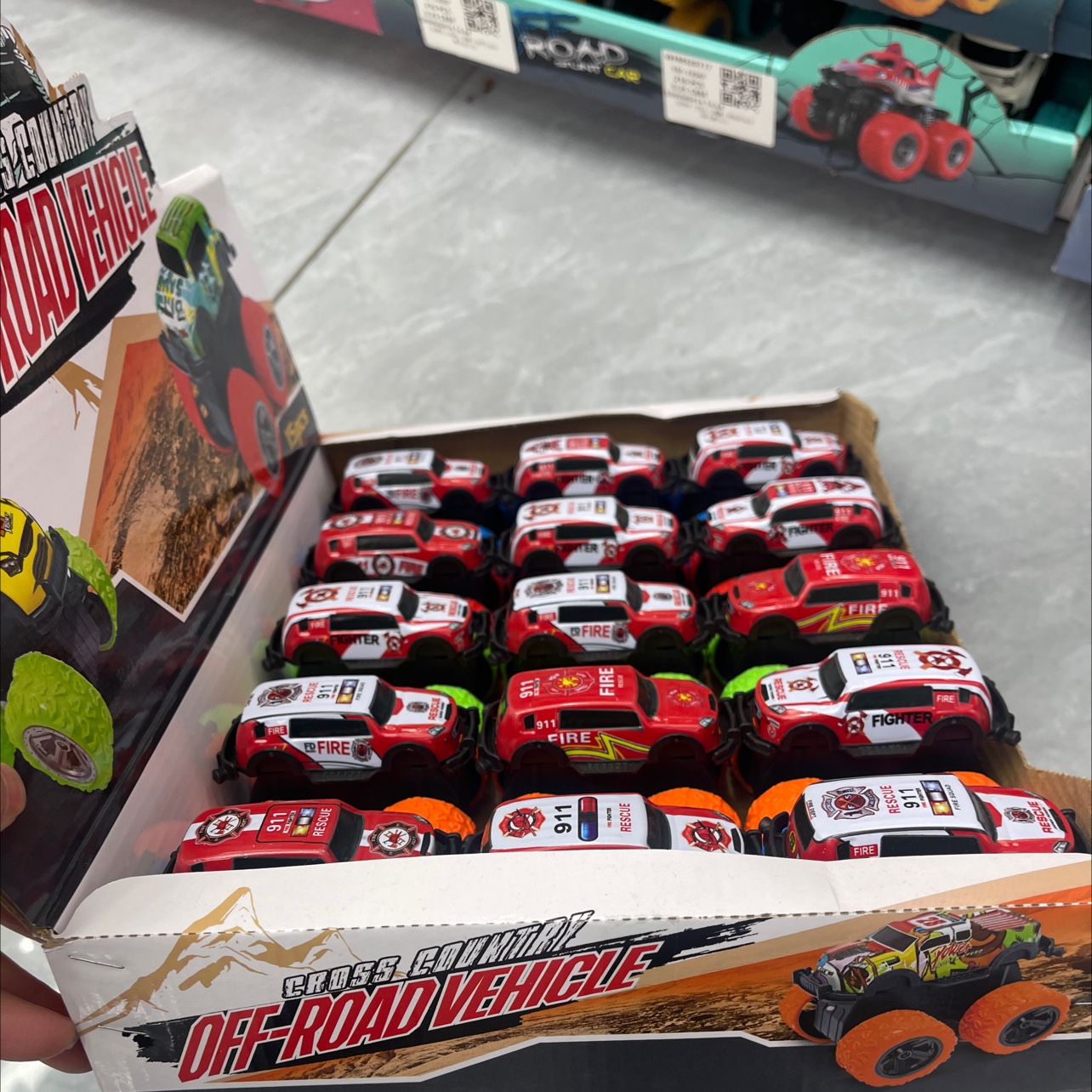 玩具电动车实物图