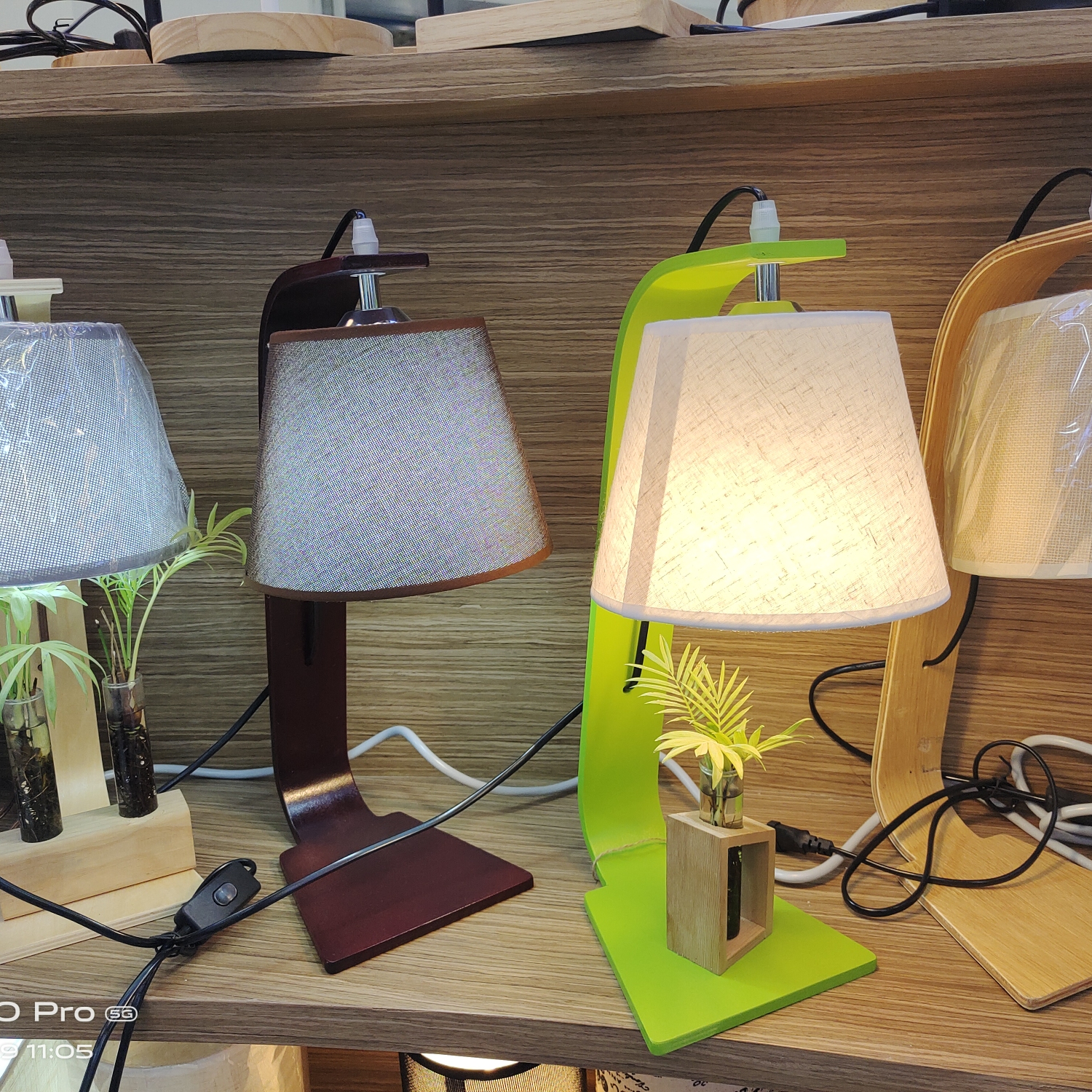 欢迎来电咨询，自营工厂创意台灯欢迎来电咨询，自营工厂创意台灯564y74