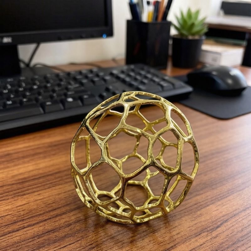 Mengshi Toys Golden hollowed-out spherical decorative items, Vietnamese natural agarwood Museum art accessories, crystal balls, fridge magnets Specification image