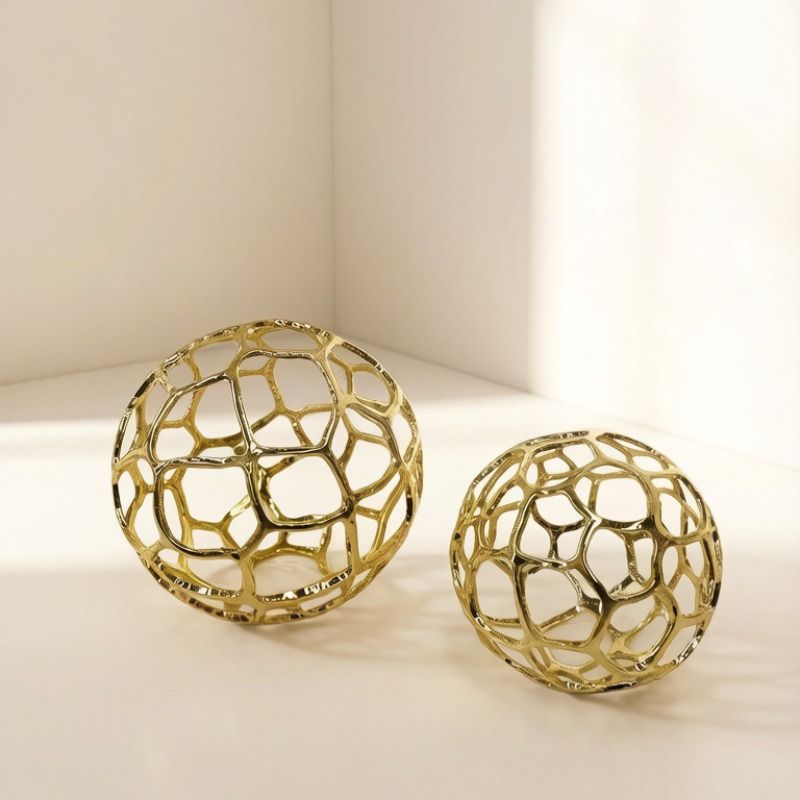 Mengshi Toys Golden hollowed-out spherical decorative items, Vietnamese natural agarwood Museum art accessories, crystal balls, fridge magnets