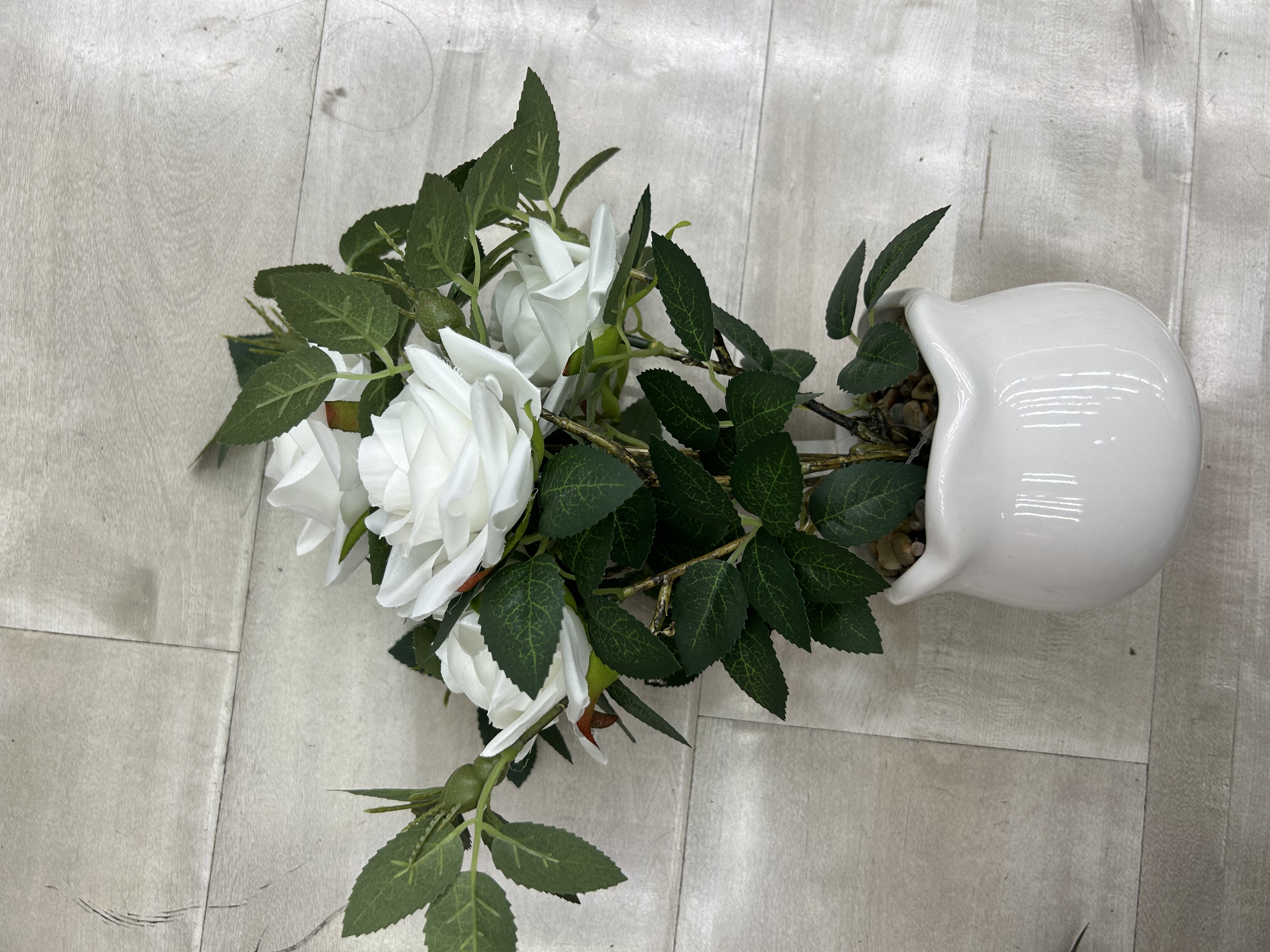 Rose simulation bonsai, ceramic POTS, flower POTS, pine leaves, desktop small bonsai, office appliances details Picture