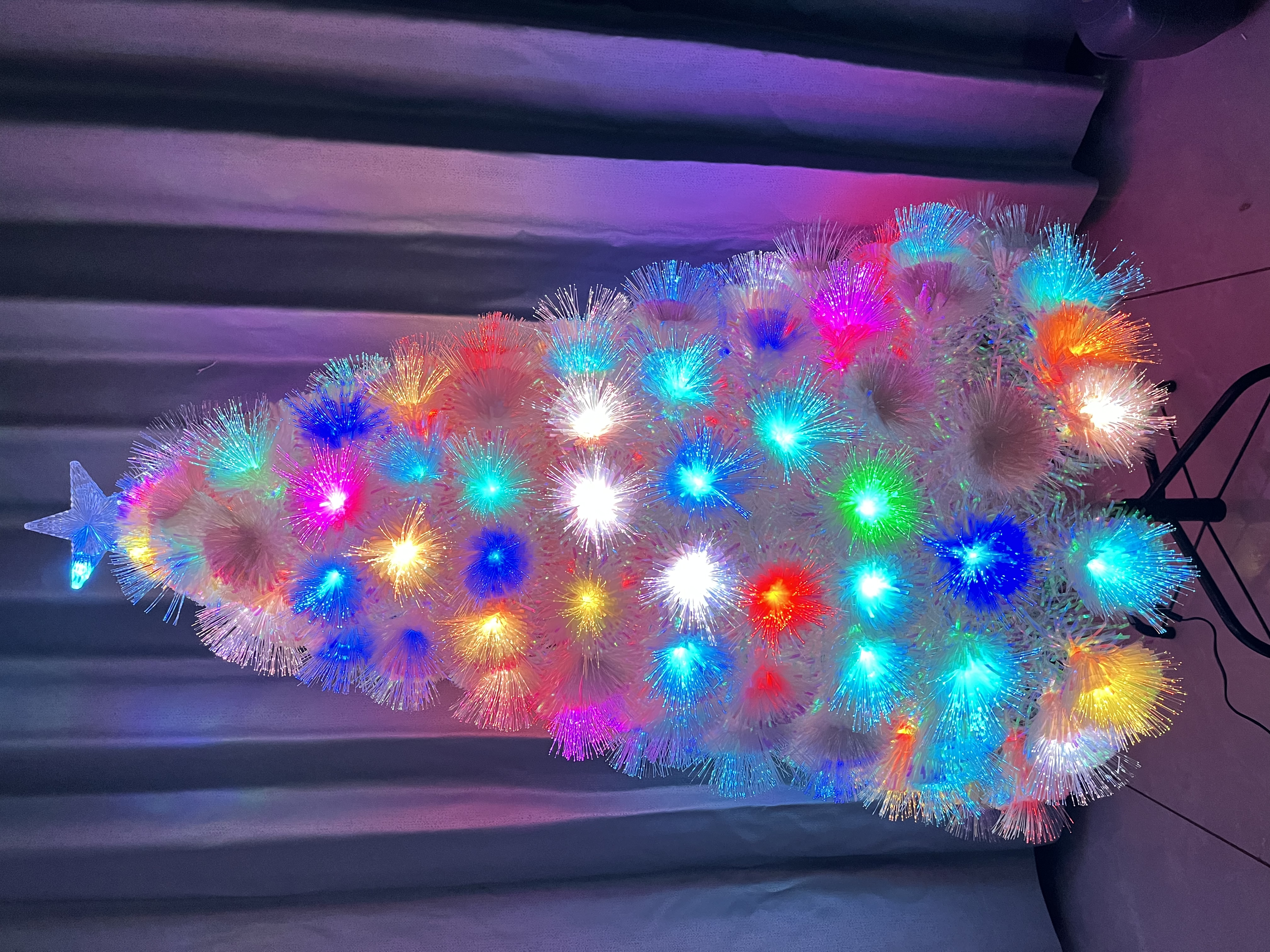 The seven-color tree LED light tree The seven-color tree LED light tree