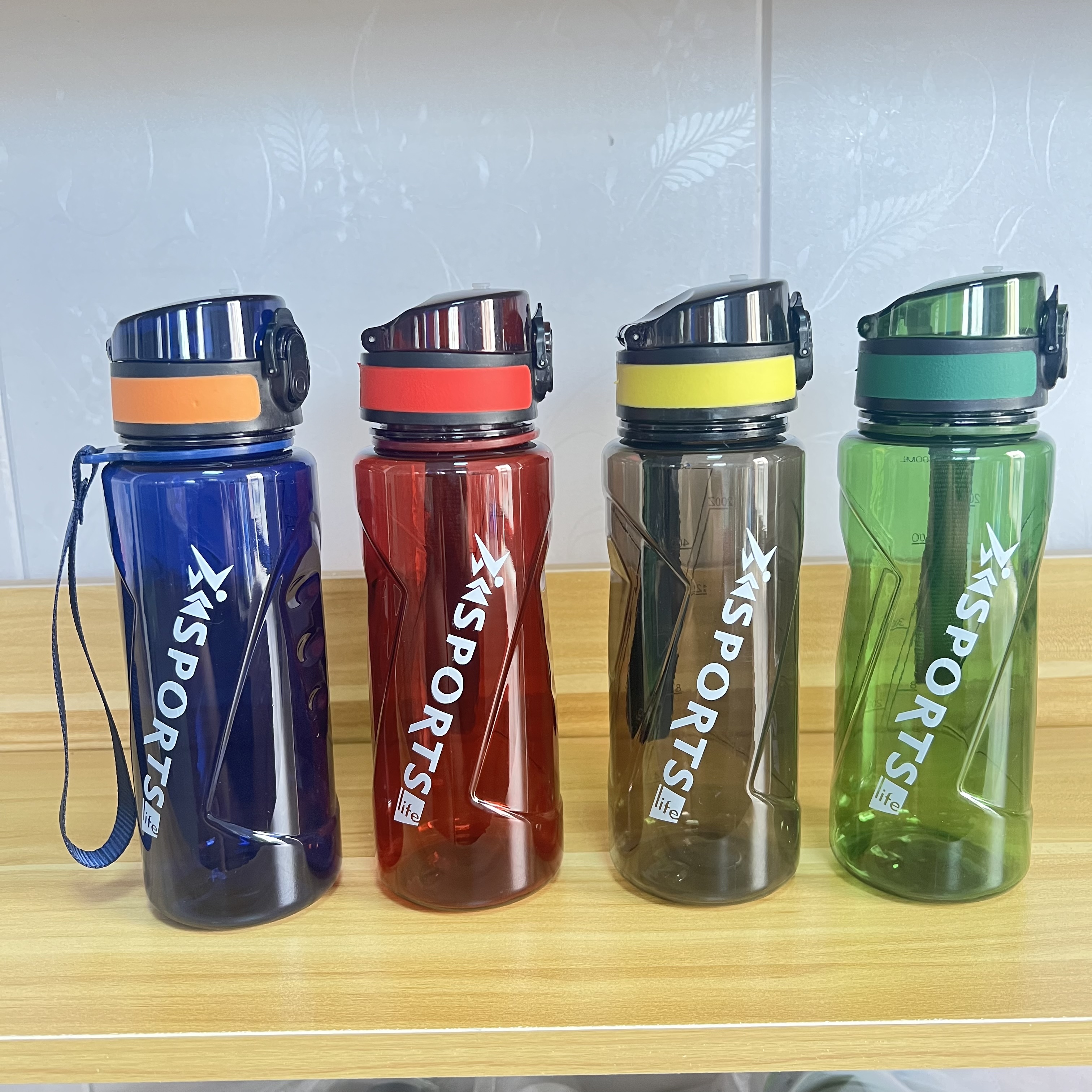 New popular sports water bottles for foreign trade, outdoor portable 500ml and 620ml explosion-proof and leak-proof lightweight sports water cups undefined