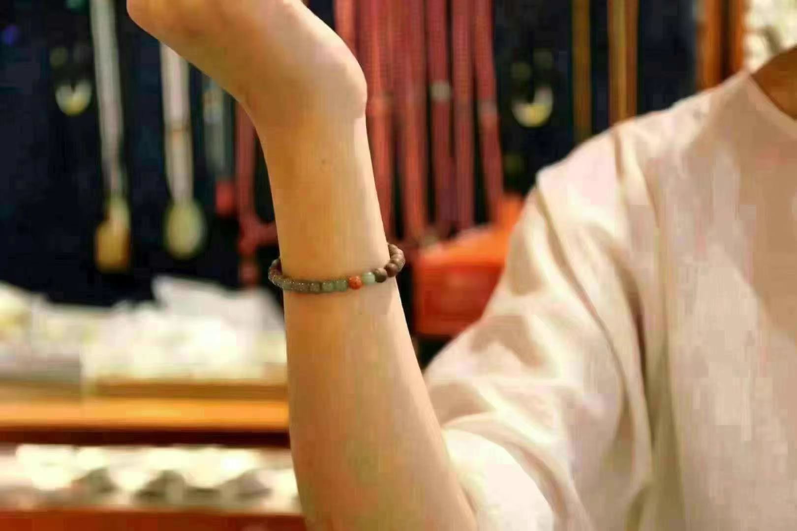 Original handcrafted Yingge Green agarwood bracelet for cultural play detail image 9