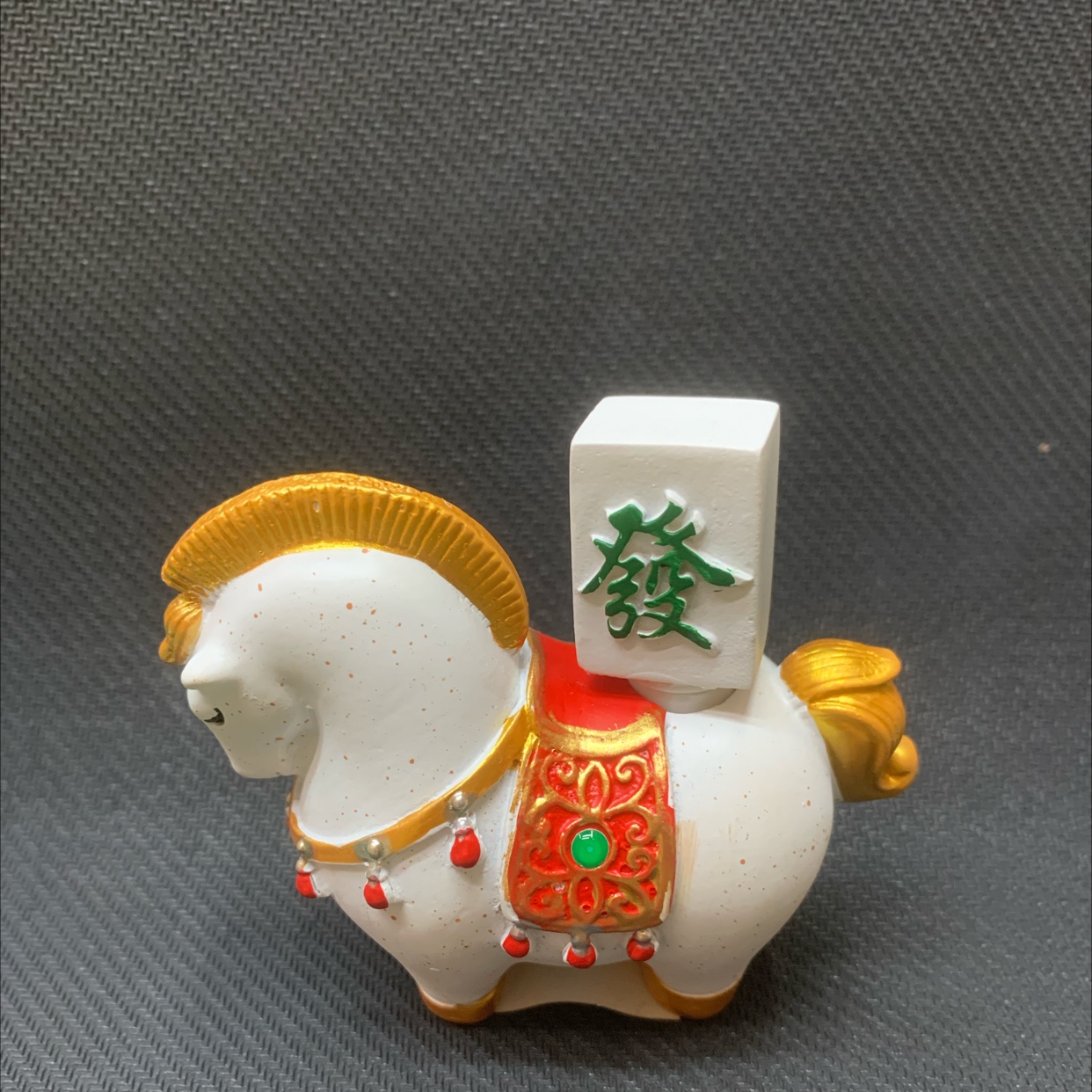 蔡氏工艺精品 树脂材质 手工彩绘工艺品 家居小摆件 货号2026-1发财马