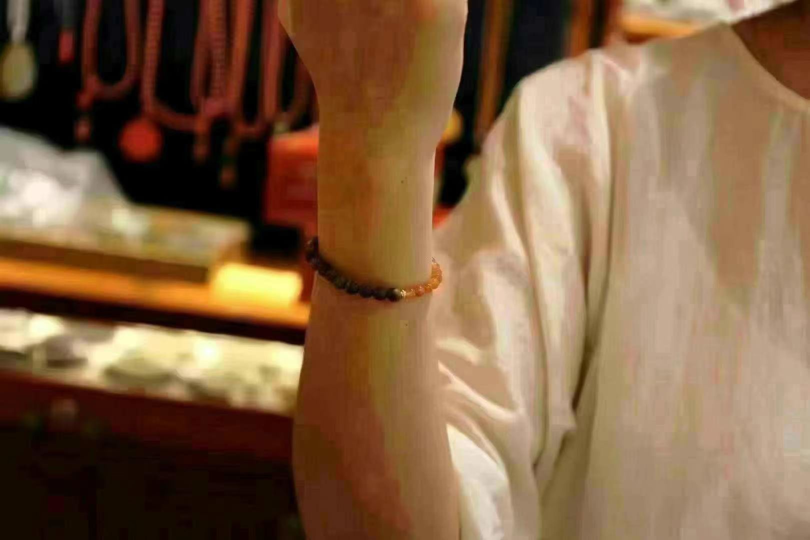 原创手作  绿奇楠沉香手串文玩手串详情图8