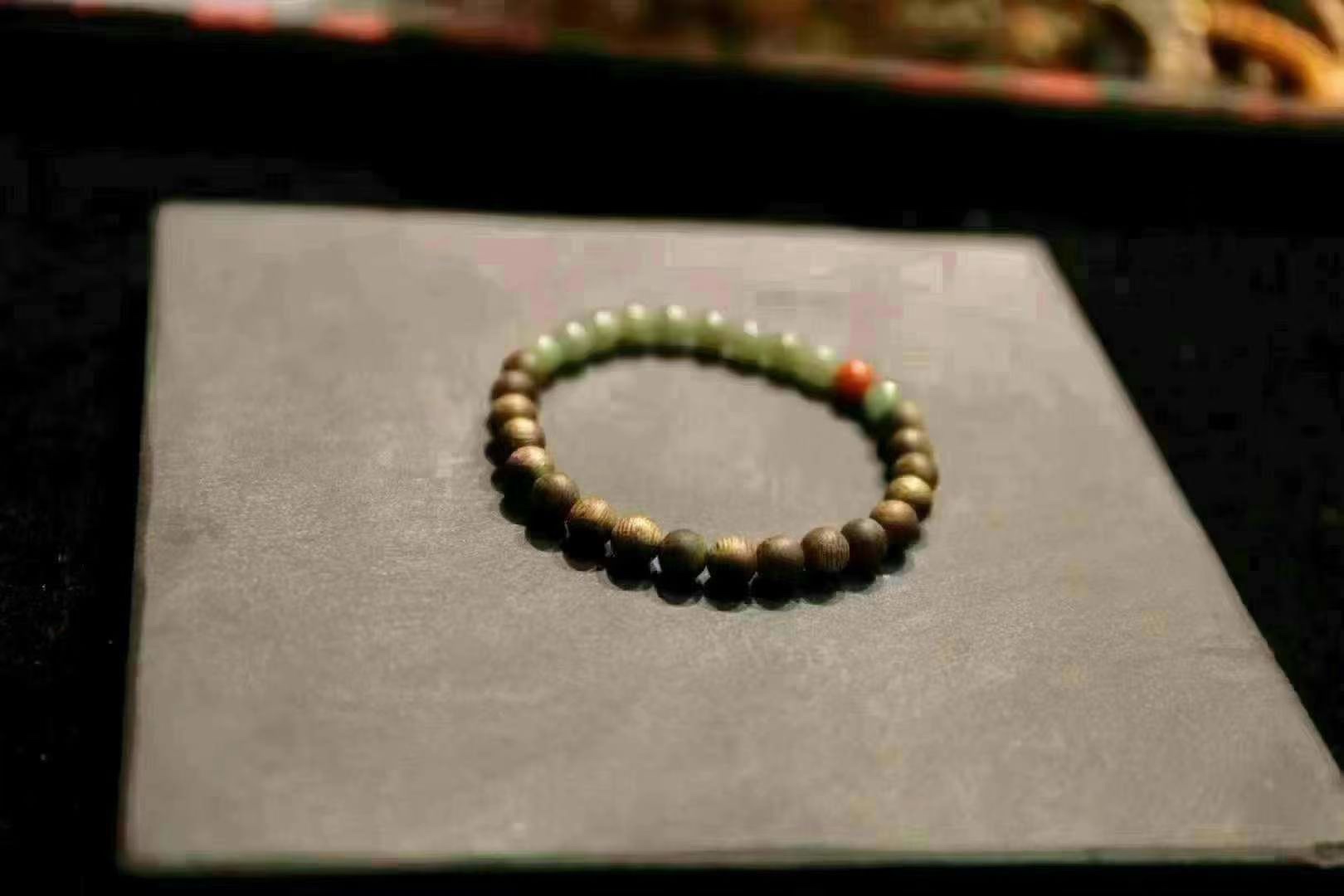 原创手作  莺歌绿奇楠沉香手串文玩手串