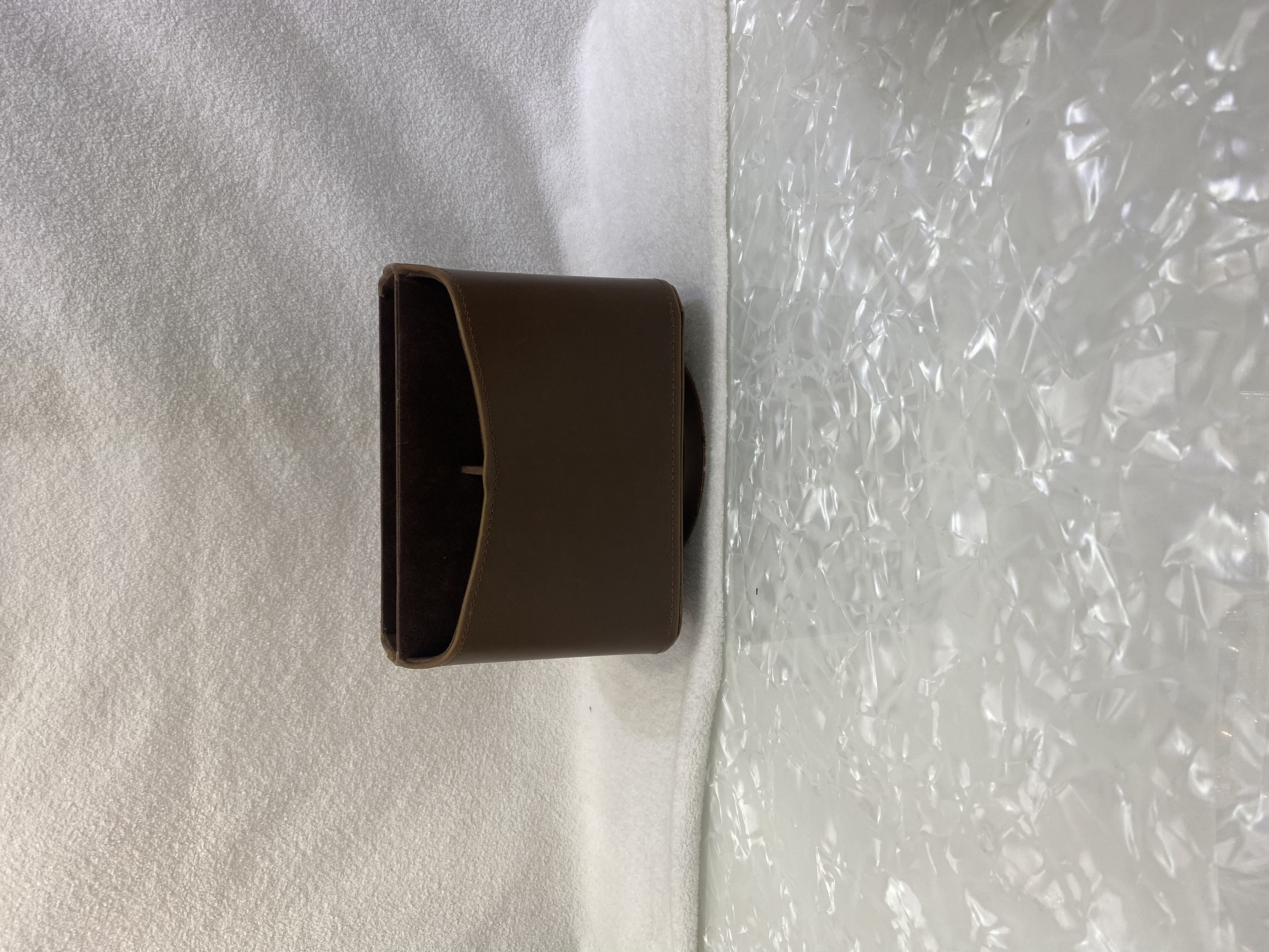 Dealing with discounted prices, leather remote control storage, brush storage, tissue box storage for the living room Item Picture