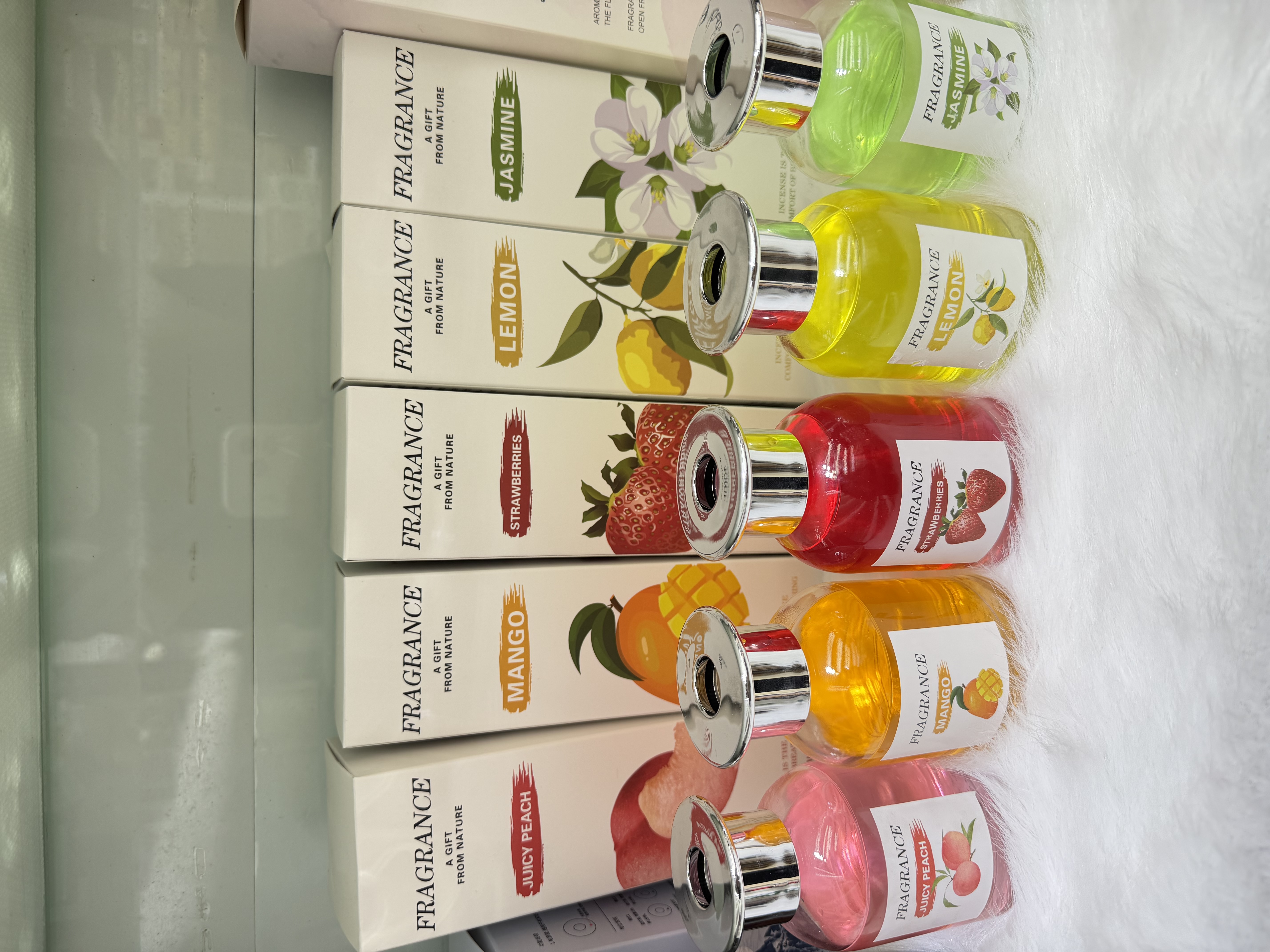 Home flameless aromatherapy natural plant essential oil diffuser bottle, long-lasting fragrance, fresh air, home fragrance 150420358 Application Scenario