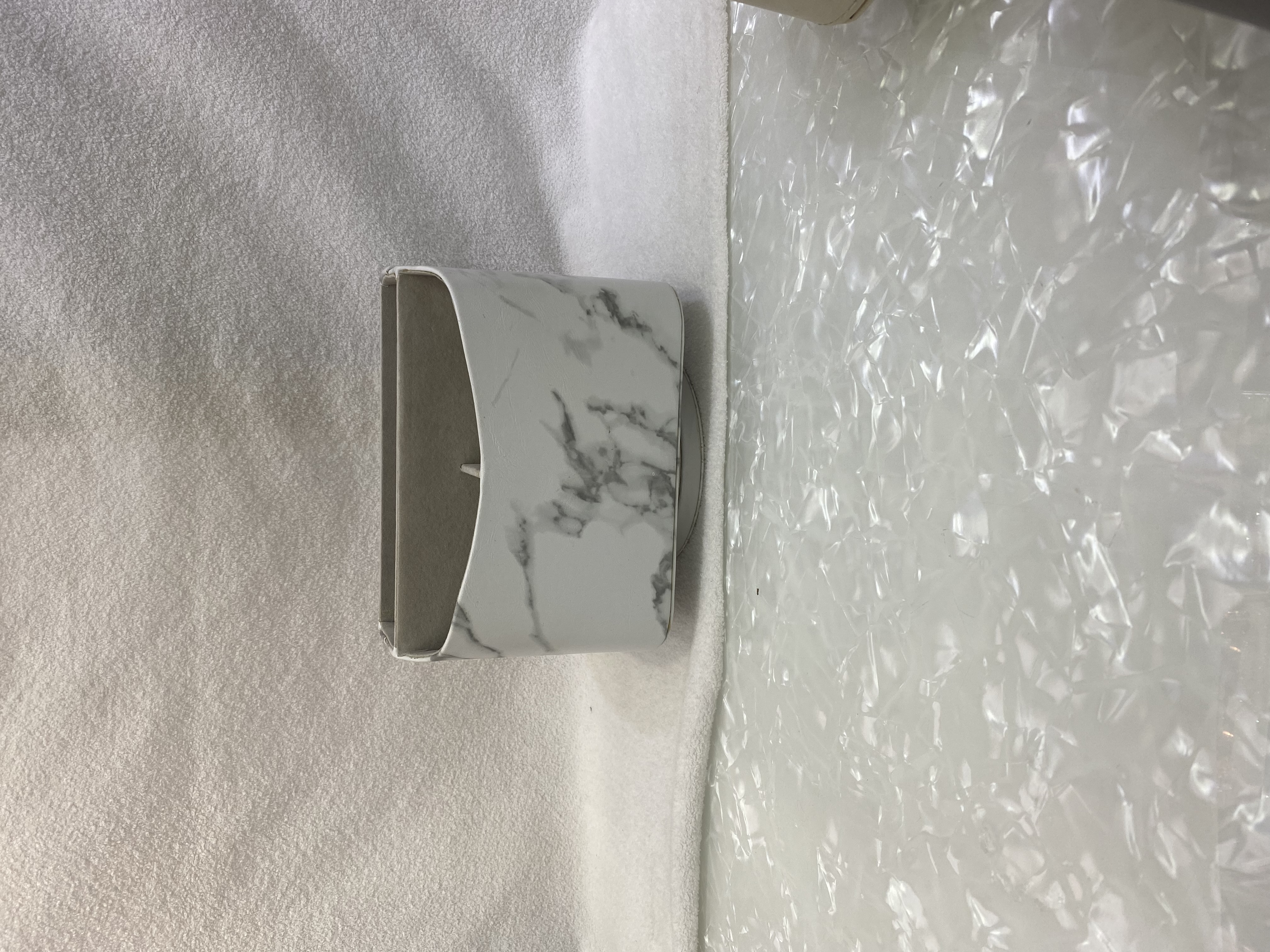 Dealing with discounted prices, leather remote control storage, brush storage, tissue box storage for the living room