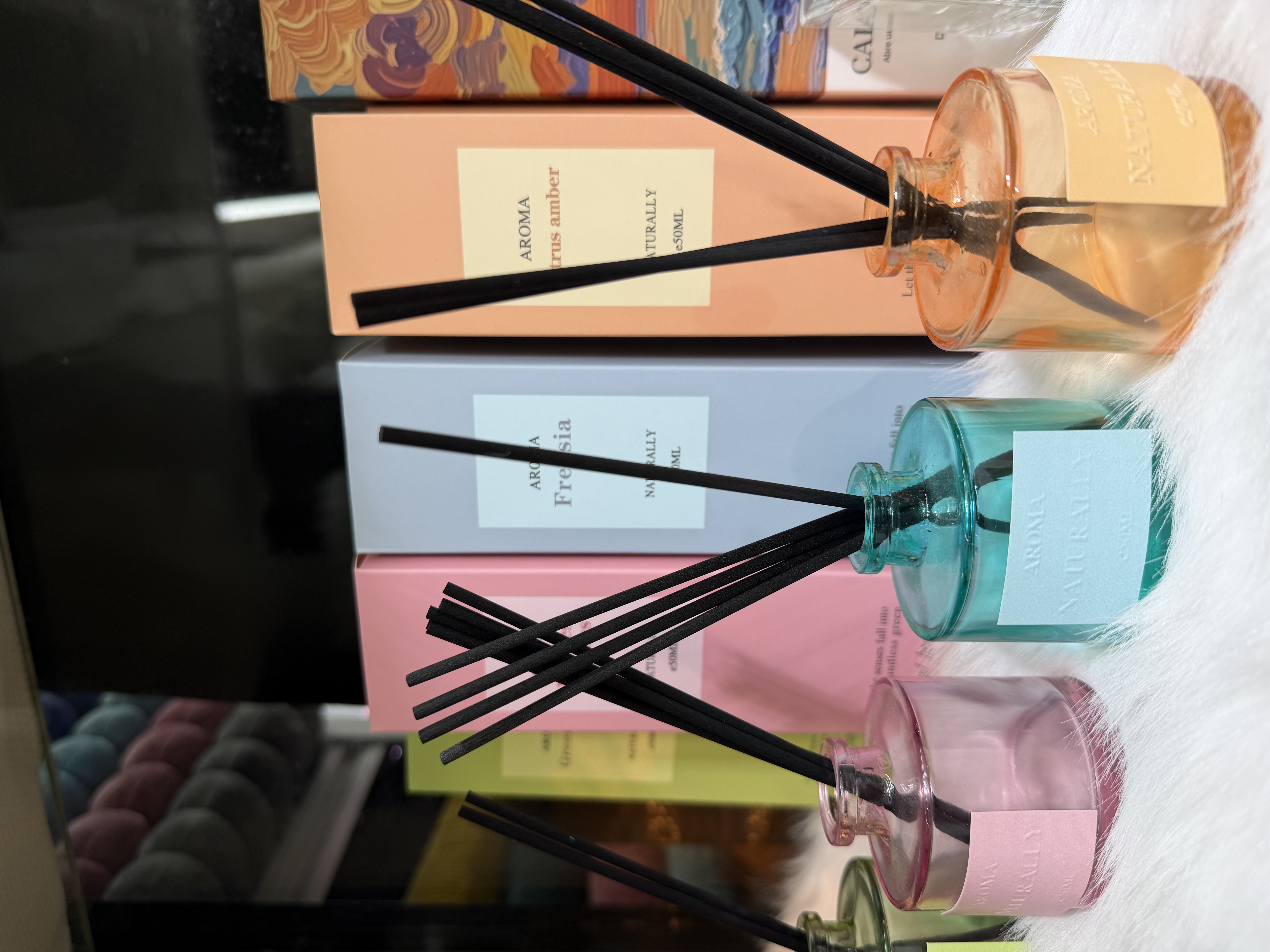 Flameless aromatherapy natural plant essential oil diffuser bottle, long-lasting fragrance, suitable for living room and bedroom aromatherapy candles, aromatherapy fragrances, aromatherapy diffusers, aromatherapy diffusers detail image 1