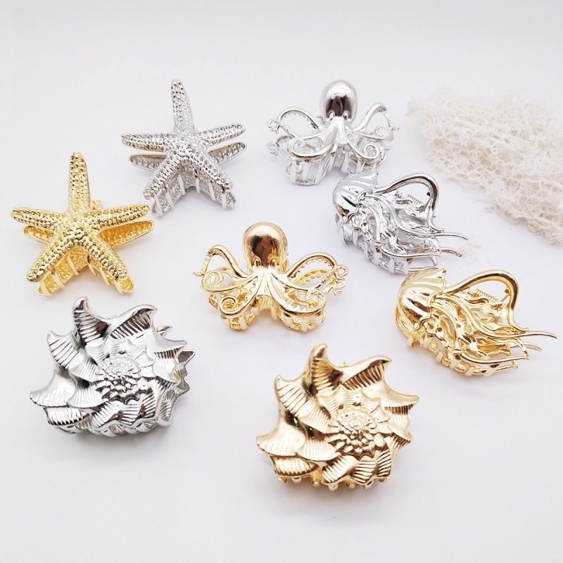 European and American exaggerated and niche conch alloy grappling clips for women, fashionable starfish updo, shark clips, simple and elegant hair clips and headwear detail image 2