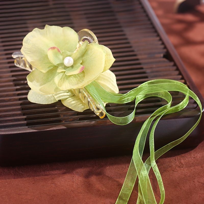 珍珠流苏飘带花朵发夹女后脑勺2026新款中号抓夹气质盘发鲨鱼夹子头饰