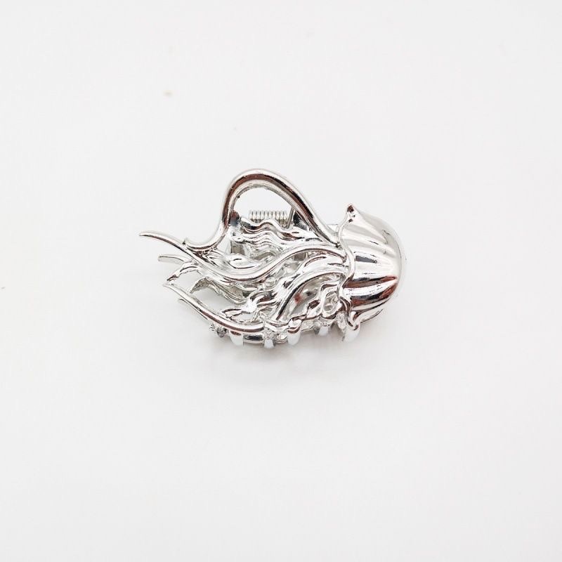 European and American exaggerated and niche conch alloy grappling clips for women, fashionable starfish updo, shark clips, simple and elegant hair clips and headwear details Picture