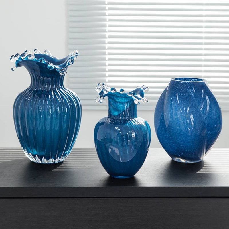 Crystal, glazed, blue and white porcelain, ceramic, glass, vases, ornaments, decorative items, household goods Item Picture