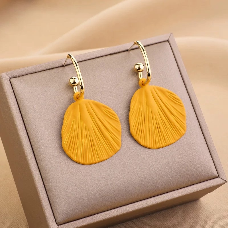 Korean Internet celebrity stud earrings, retro Hong Kong-style green leaf earrings, 2026 new bestsellers, exaggerated large-sized earrings and earrings Specification image