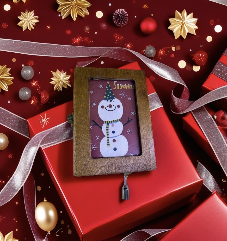 Wooden retro high-end Christmas music box, hand-cranked music box pictures, customizable Christmas creative gifts and souvenirs detail image 2