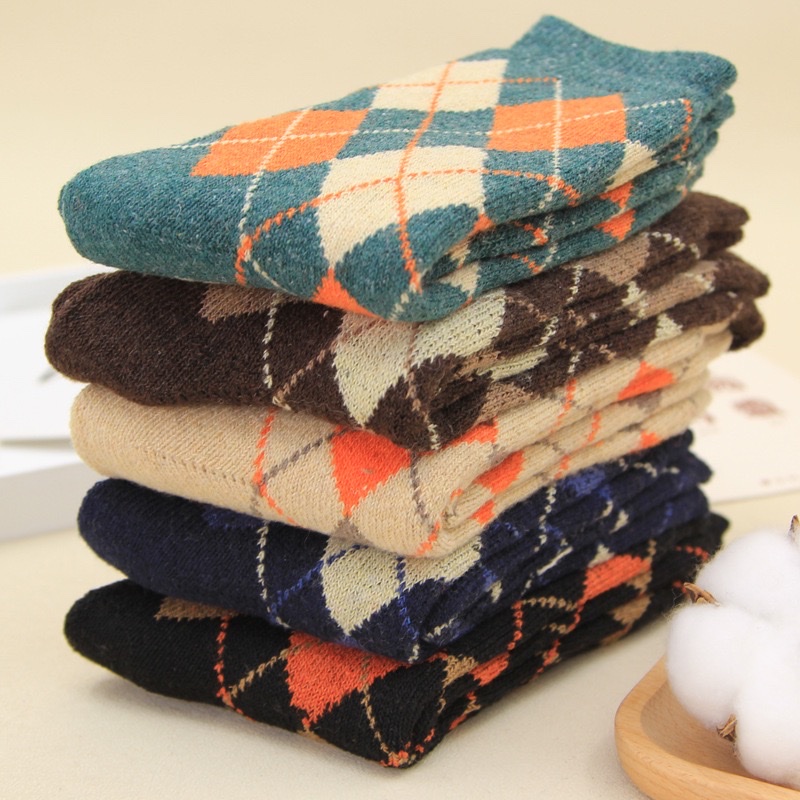 Men's vintage long socks for autumn and winter, men's ethnic style, student Korean style, Instagram trendy thick mid-calf, winter thick thread