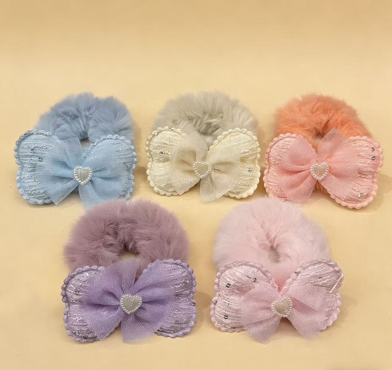 毛毛卡通发圈，饰品发圈女可爱时尚潮流发饰产品图